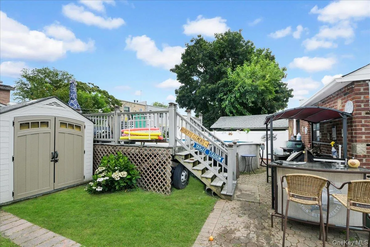 3161 Wissman Avenue, New York, NY, 2 Bedrooms Bedrooms, 6 Rooms Rooms,1 BathroomBathrooms,Residential,For Rent,Wissman,0,1037106 3161 Wissman Avenue, New York, NY, 2 Bedrooms Bedrooms, 6 Rooms Rooms,1 BathroomBathrooms,Residential,For Rent,Wissman,0,1037106