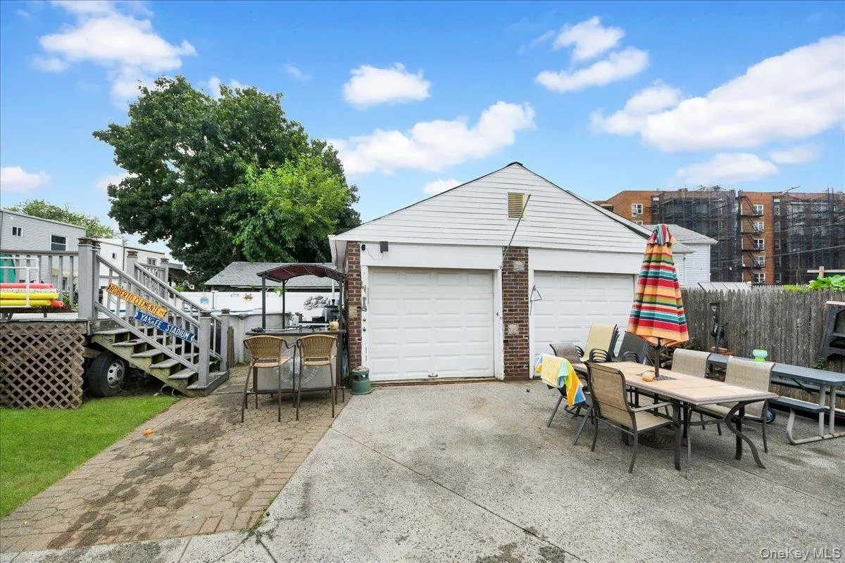 3161 Wissman Avenue, New York, NY, 2 Bedrooms Bedrooms, 6 Rooms Rooms,1 BathroomBathrooms,Residential,For Rent,Wissman,0,1037106 3161 Wissman Avenue, New York, NY, 2 Bedrooms Bedrooms, 6 Rooms Rooms,1 BathroomBathrooms,Residential,For Rent,Wissman,0,1037106