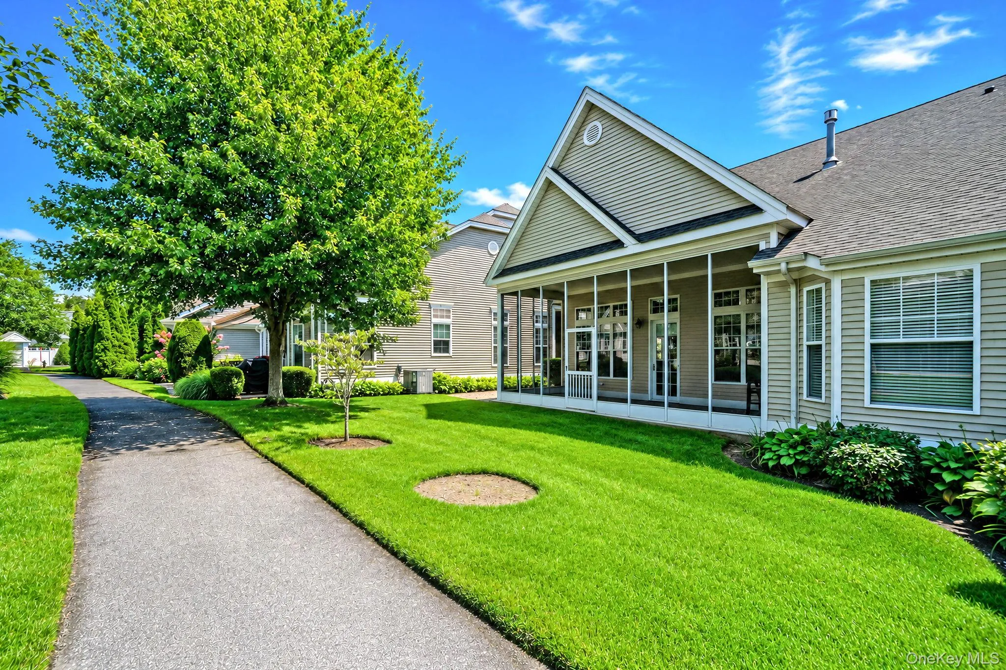 140 Chopin Place, Brookhaven, NY, 2 Bedrooms Bedrooms, 9 Rooms Rooms,2 BathroomsBathrooms,Residential,For Rent,Chopin,0,1037109 140 Chopin Place, Brookhaven, NY, 2 Bedrooms Bedrooms, 9 Rooms Rooms,2 BathroomsBathrooms,Residential,For Rent,Chopin,0,1037109