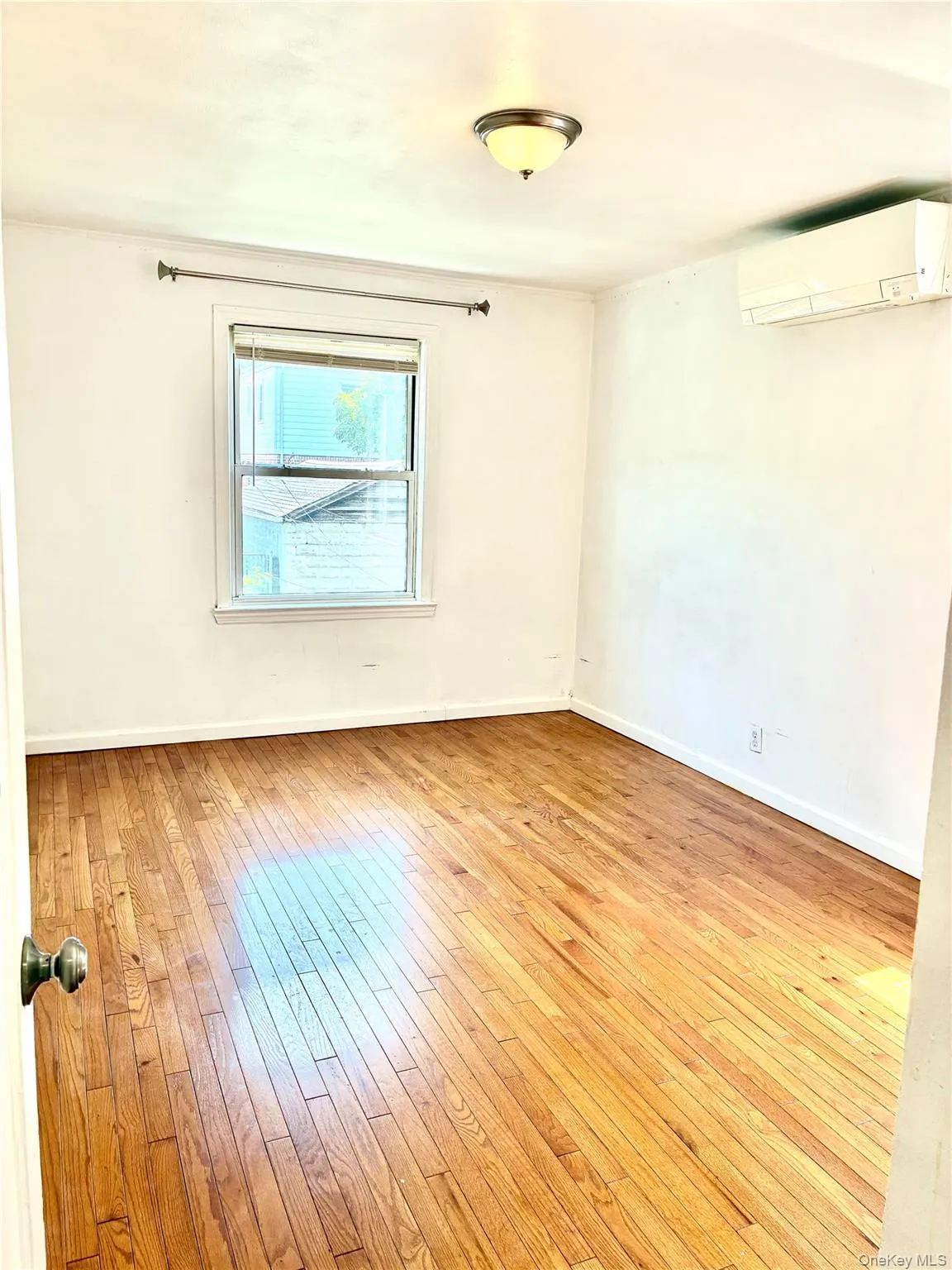 77-47 166th Street, New York, NY, 4 Bedrooms Bedrooms, 6 Rooms Rooms,1 BathroomBathrooms,Residential Lease,For Rent,166th,0,1037112 77-47 166th Street, New York, NY, 4 Bedrooms Bedrooms, 6 Rooms Rooms,1 BathroomBathrooms,Residential Lease,For Rent,166th,0,1037112