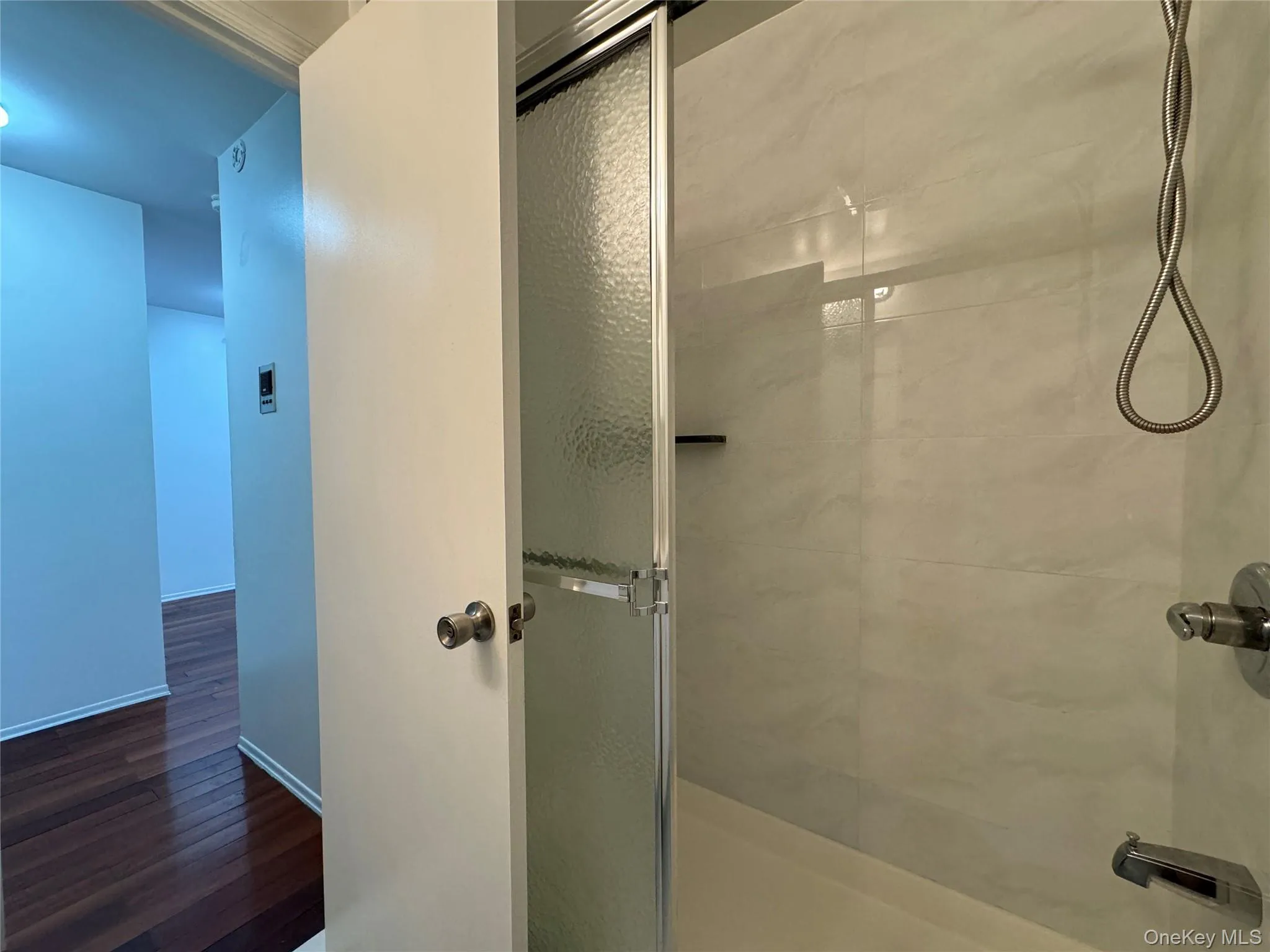 6139 168th Street, New York, NY, 1 Bedroom Bedrooms, 3 Rooms Rooms,1 BathroomBathrooms,Residential Lease,For Rent,168th,0,1037116 6139 168th Street, New York, NY, 1 Bedroom Bedrooms, 3 Rooms Rooms,1 BathroomBathrooms,Residential Lease,For Rent,168th,0,1037116