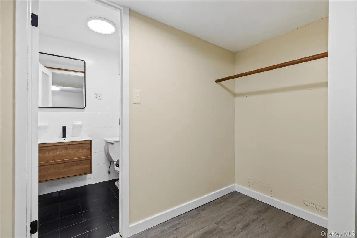 11614 Nashville Boulevard, New York, NY, 3 Bedrooms Bedrooms, 8 Rooms Rooms,2 BathroomsBathrooms,Residential,For Rent,Nashville,0,1037117 11614 Nashville Boulevard, New York, NY, 3 Bedrooms Bedrooms, 8 Rooms Rooms,2 BathroomsBathrooms,Residential,For Rent,Nashville,0,1037117