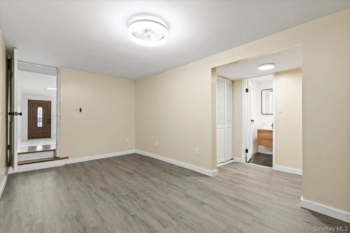 11614 Nashville Boulevard, New York, NY, 3 Bedrooms Bedrooms, 8 Rooms Rooms,2 BathroomsBathrooms,Residential,For Rent,Nashville,0,1037117 11614 Nashville Boulevard, New York, NY, 3 Bedrooms Bedrooms, 8 Rooms Rooms,2 BathroomsBathrooms,Residential,For Rent,Nashville,0,1037117