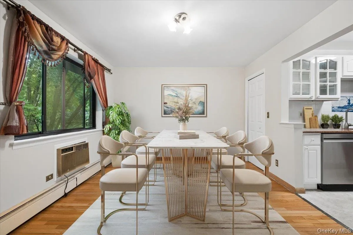 Dining area view 1 -virtually staged Dining area view 1 -virtually staged