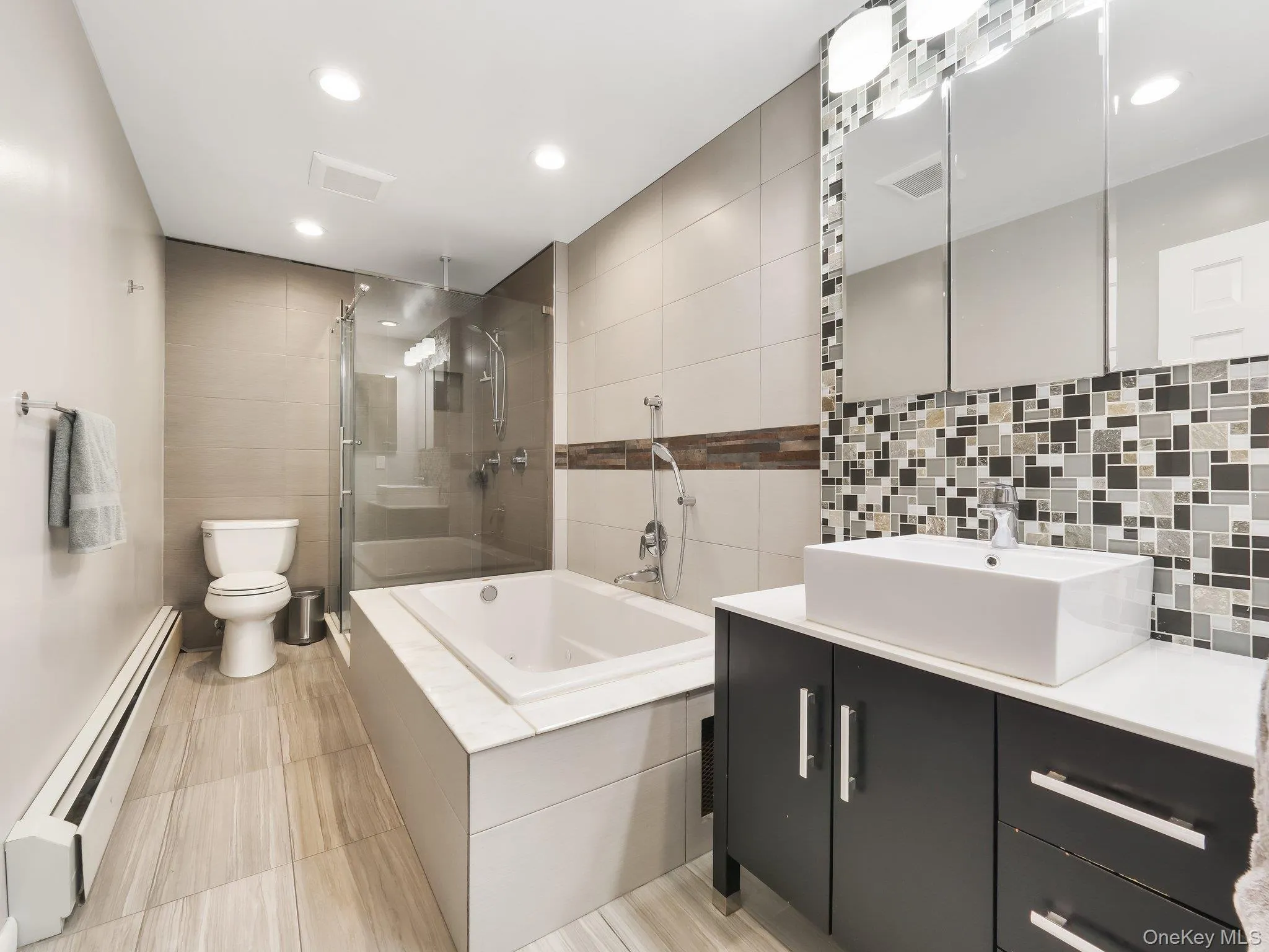 22 Lorna Lane, Ramapo, NY, 5 Bedrooms Bedrooms, 11 Rooms Rooms,3 BathroomsBathrooms,Residential,For Rent,Lorna,0,1037122 22 Lorna Lane, Ramapo, NY, 5 Bedrooms Bedrooms, 11 Rooms Rooms,3 BathroomsBathrooms,Residential,For Rent,Lorna,0,1037122