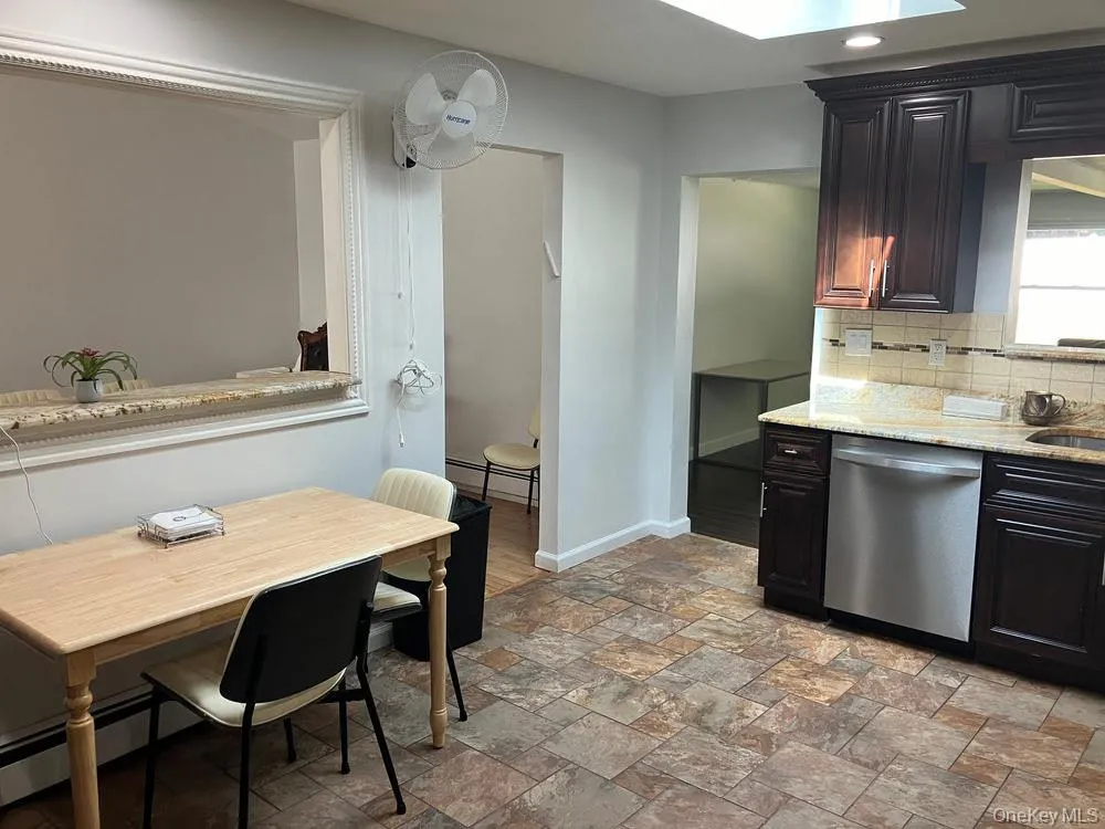 22 Lorna Lane, Ramapo, NY, 5 Bedrooms Bedrooms, 11 Rooms Rooms,3 BathroomsBathrooms,Residential,For Rent,Lorna,0,1037122 22 Lorna Lane, Ramapo, NY, 5 Bedrooms Bedrooms, 11 Rooms Rooms,3 BathroomsBathrooms,Residential,For Rent,Lorna,0,1037122