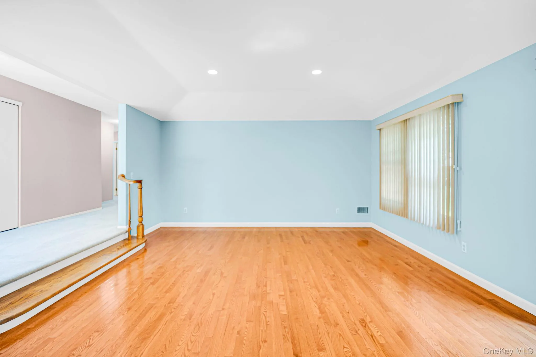 188 Lakebridge Drive, Smithtown, NY, 2 Bedrooms Bedrooms, 6 Rooms Rooms,2 BathroomsBathrooms,Residential,For Rent,Lakebridge,0,1037124 188 Lakebridge Drive, Smithtown, NY, 2 Bedrooms Bedrooms, 6 Rooms Rooms,2 BathroomsBathrooms,Residential,For Rent,Lakebridge,0,1037124