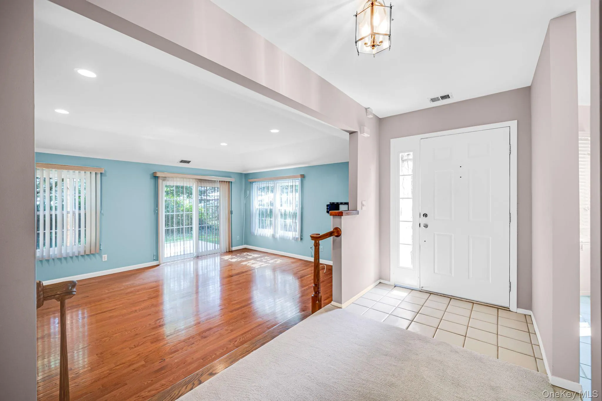 188 Lakebridge Drive, Smithtown, NY, 2 Bedrooms Bedrooms, 6 Rooms Rooms,2 BathroomsBathrooms,Residential,For Rent,Lakebridge,0,1037124 188 Lakebridge Drive, Smithtown, NY, 2 Bedrooms Bedrooms, 6 Rooms Rooms,2 BathroomsBathrooms,Residential,For Rent,Lakebridge,0,1037124