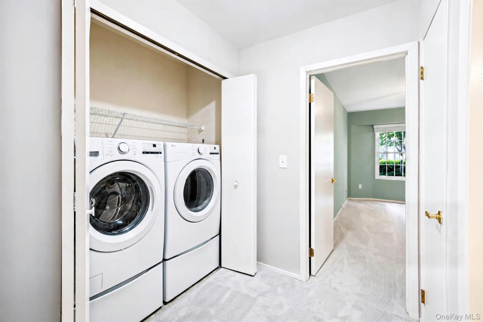 188 Lakebridge Drive, Smithtown, NY, 2 Bedrooms Bedrooms, 6 Rooms Rooms,2 BathroomsBathrooms,Residential,For Rent,Lakebridge,0,1037124 188 Lakebridge Drive, Smithtown, NY, 2 Bedrooms Bedrooms, 6 Rooms Rooms,2 BathroomsBathrooms,Residential,For Rent,Lakebridge,0,1037124