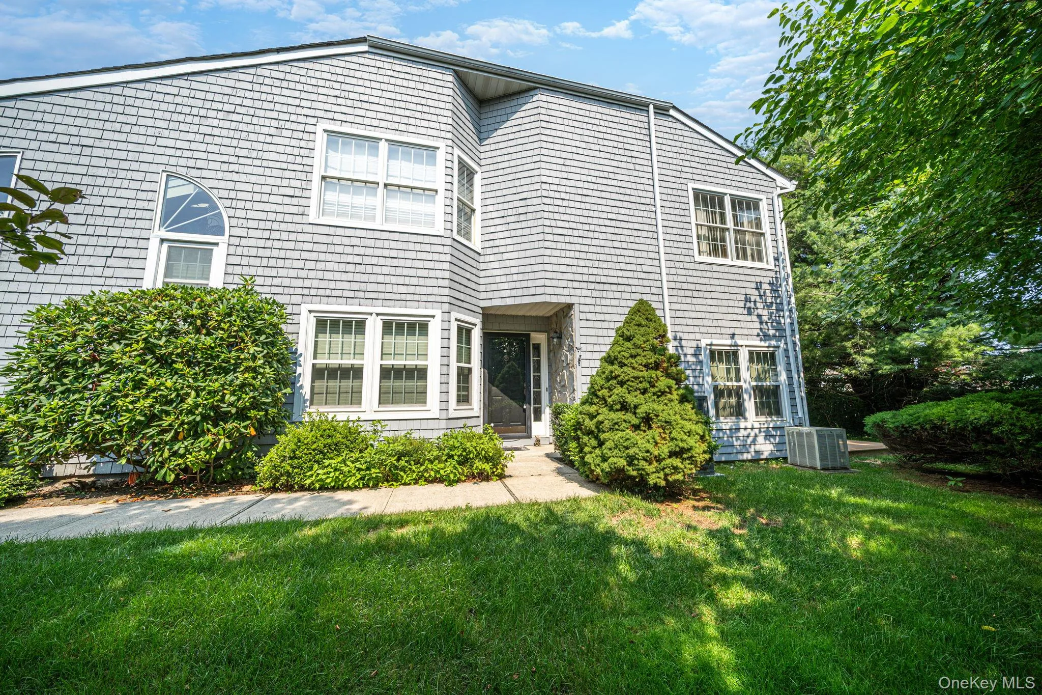 188 Lakebridge Drive, Smithtown, NY, 2 Bedrooms Bedrooms, 6 Rooms Rooms,2 BathroomsBathrooms,Residential,For Rent,Lakebridge,0,1037124 188 Lakebridge Drive, Smithtown, NY, 2 Bedrooms Bedrooms, 6 Rooms Rooms,2 BathroomsBathrooms,Residential,For Rent,Lakebridge,0,1037124