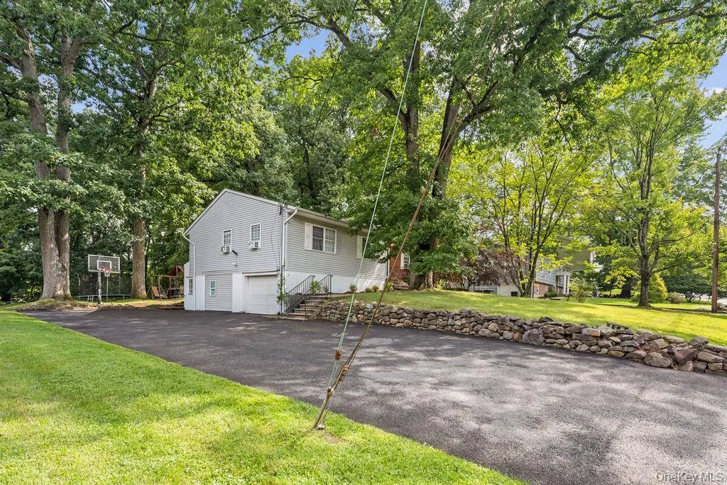19 Glenbrook Road, Ramapo, NY, 5 Bedrooms Bedrooms, 10 Rooms Rooms,3 BathroomsBathrooms,Residential,For Rent,Glenbrook,0,1037132 19 Glenbrook Road, Ramapo, NY, 5 Bedrooms Bedrooms, 10 Rooms Rooms,3 BathroomsBathrooms,Residential,For Rent,Glenbrook,0,1037132