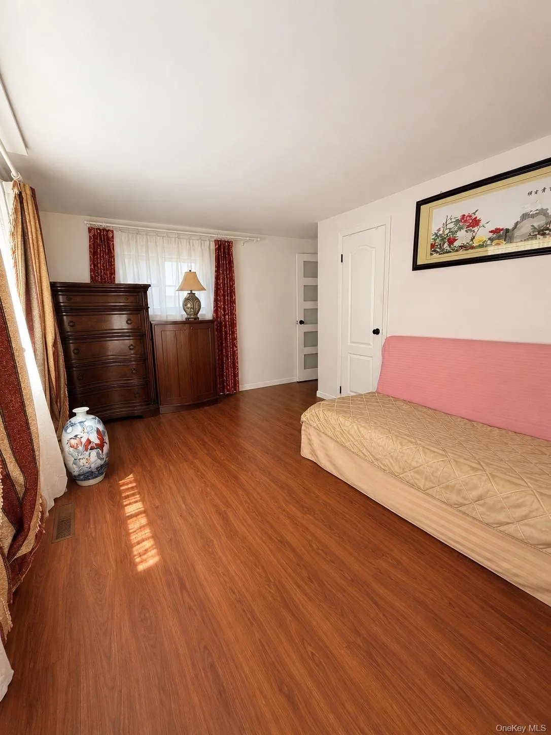 27 Barrypark Court, North Hempstead, NY, 4 Bedrooms Bedrooms, 11 Rooms Rooms,3 BathroomsBathrooms,Residential,For Rent,Barrypark,0,1037139 27 Barrypark Court, North Hempstead, NY, 4 Bedrooms Bedrooms, 11 Rooms Rooms,3 BathroomsBathrooms,Residential,For Rent,Barrypark,0,1037139