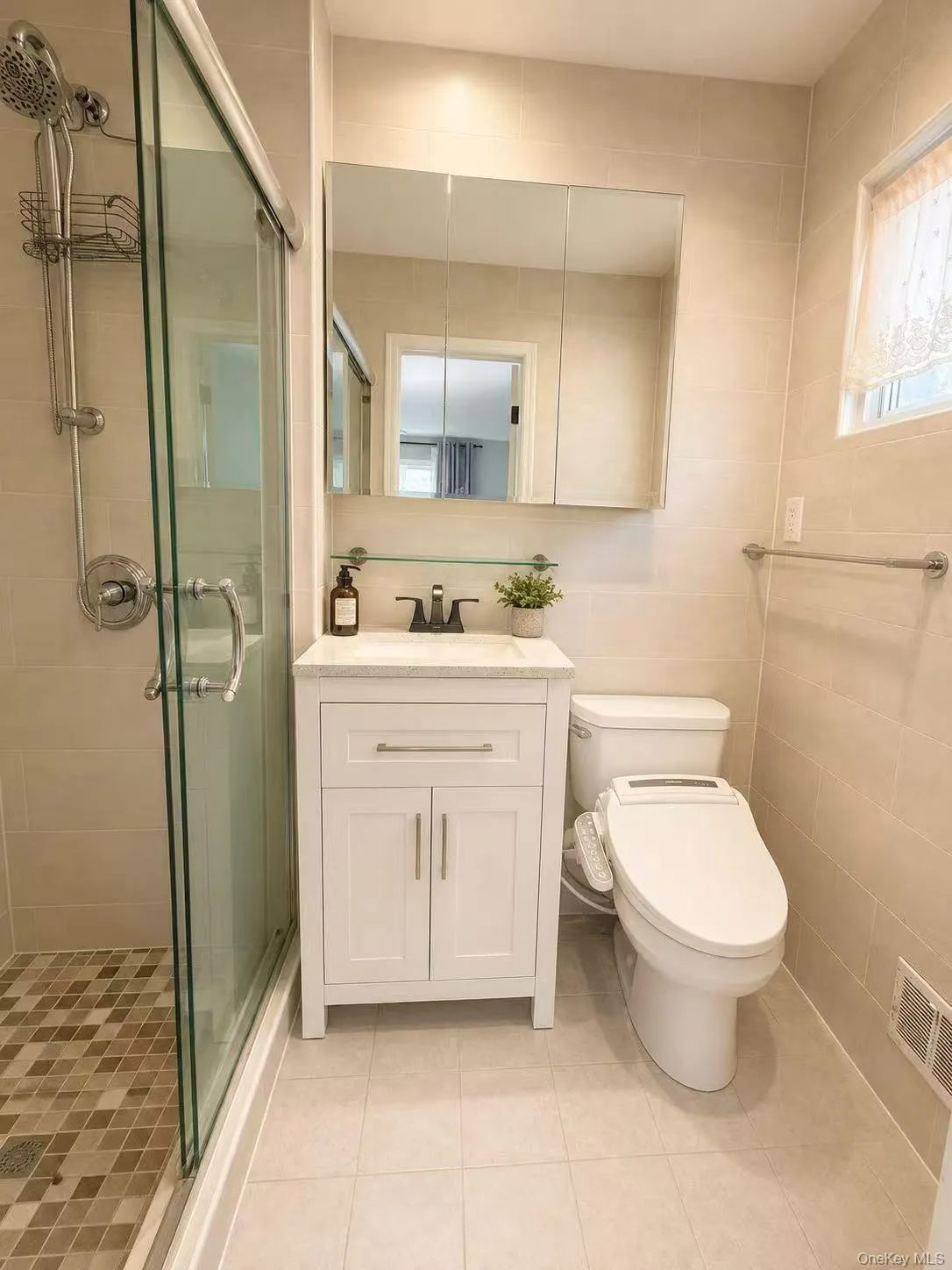 27 Barrypark Court, North Hempstead, NY, 4 Bedrooms Bedrooms, 11 Rooms Rooms,3 BathroomsBathrooms,Residential,For Rent,Barrypark,0,1037139 27 Barrypark Court, North Hempstead, NY, 4 Bedrooms Bedrooms, 11 Rooms Rooms,3 BathroomsBathrooms,Residential,For Rent,Barrypark,0,1037139