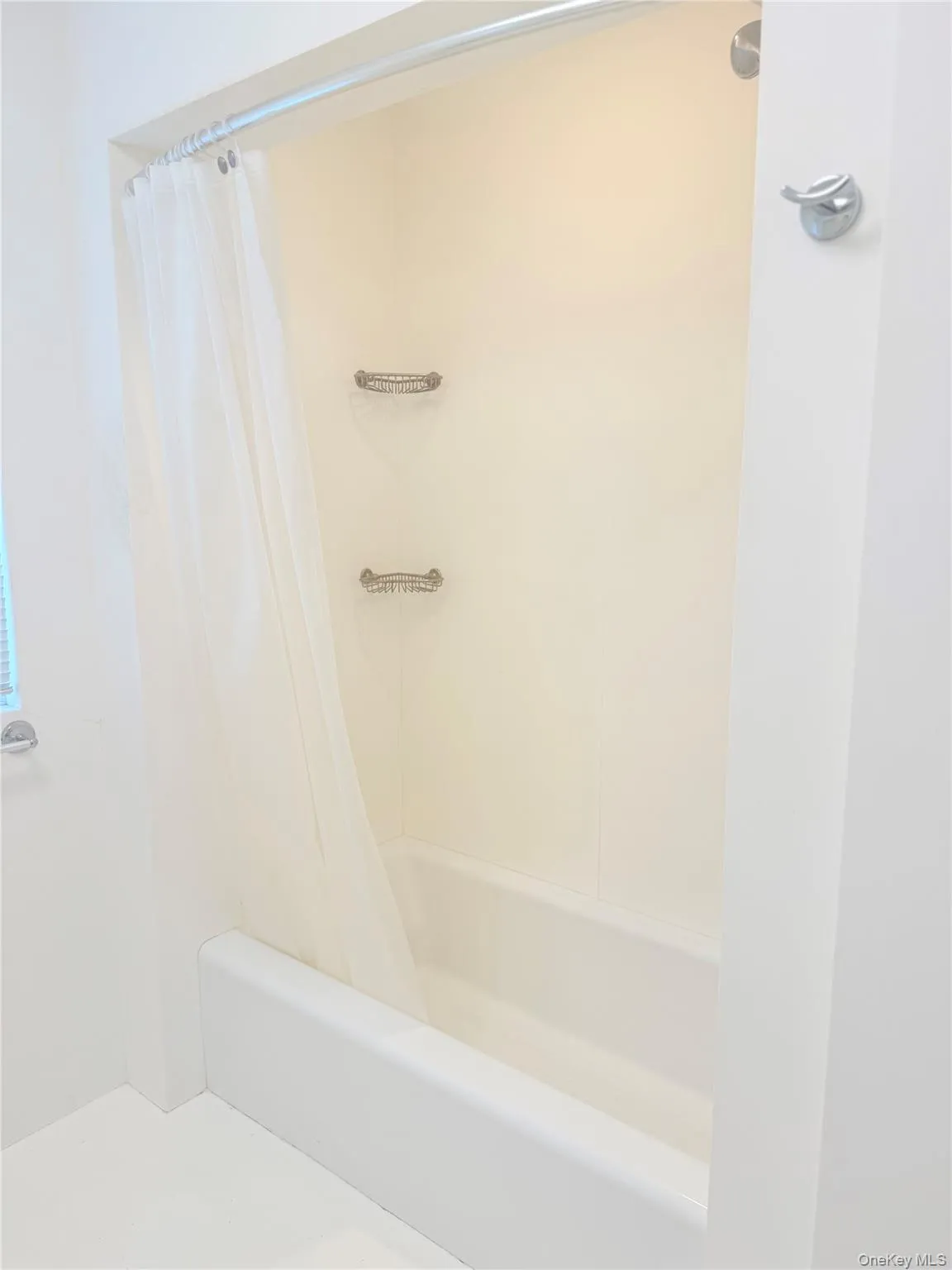 Bathroon Shower Bathroon Shower