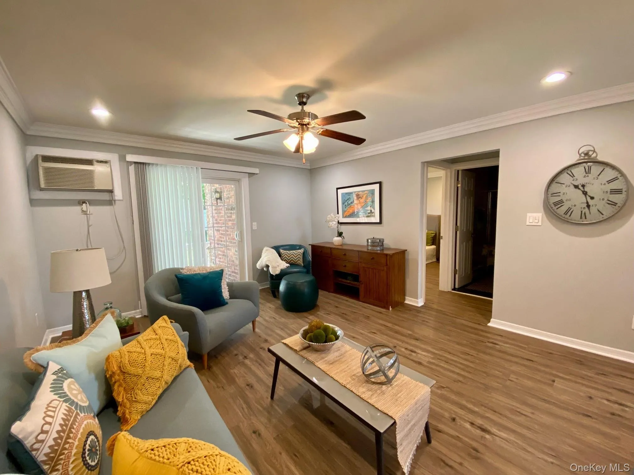 1314 Smithtown Avenue, Islip, NY, 1 Bedroom Bedrooms, 4 Rooms Rooms,1 BathroomBathrooms,Residential Lease,For Rent,Smithtown,0,1037145 1314 Smithtown Avenue, Islip, NY, 1 Bedroom Bedrooms, 4 Rooms Rooms,1 BathroomBathrooms,Residential Lease,For Rent,Smithtown,0,1037145