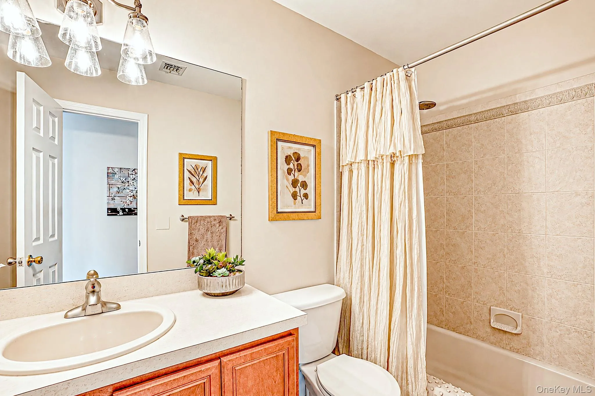 11 Horstead Court, Brookhaven, NY, 4 Bedrooms Bedrooms, 8 Rooms Rooms,2 BathroomsBathrooms,Residential,For Rent,Horstead,0,1037150 11 Horstead Court, Brookhaven, NY, 4 Bedrooms Bedrooms, 8 Rooms Rooms,2 BathroomsBathrooms,Residential,For Rent,Horstead,0,1037150