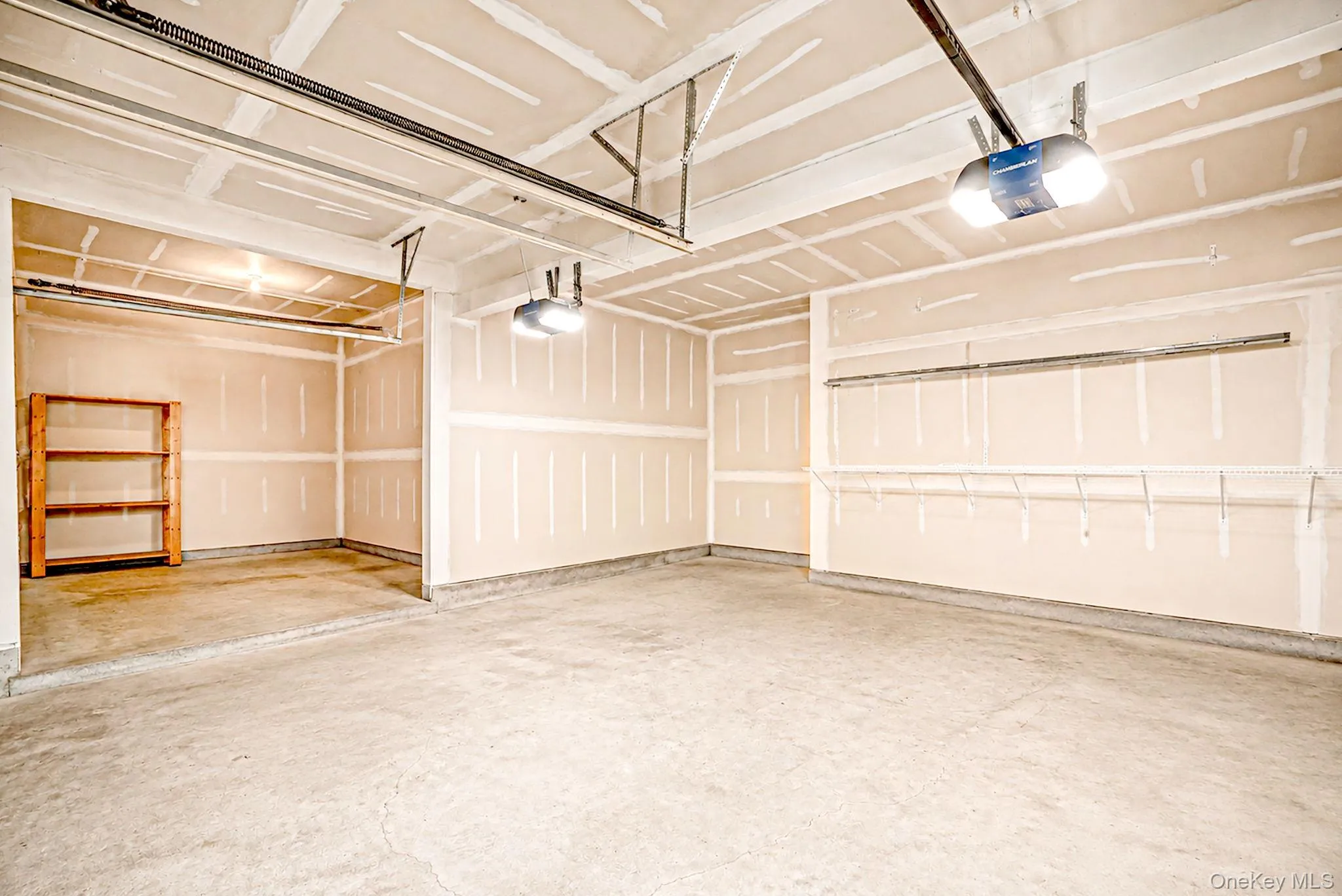 11 Horstead Court, Brookhaven, NY, 4 Bedrooms Bedrooms, 8 Rooms Rooms,2 BathroomsBathrooms,Residential,For Rent,Horstead,0,1037150 11 Horstead Court, Brookhaven, NY, 4 Bedrooms Bedrooms, 8 Rooms Rooms,2 BathroomsBathrooms,Residential,For Rent,Horstead,0,1037150