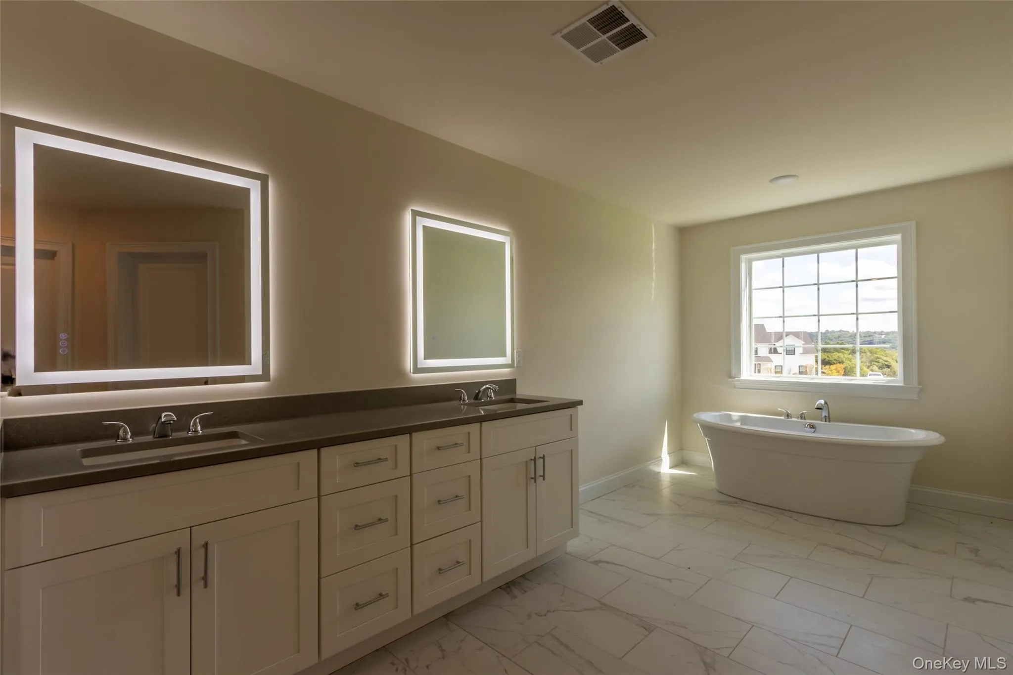 47 Dartmouth Drive, Poughkeepsie (town), NY, 5 Bedrooms Bedrooms, 8 Rooms Rooms,3 BathroomsBathrooms,Residential,For Rent,Dartmouth,0,1037155 47 Dartmouth Drive, Poughkeepsie (town), NY, 5 Bedrooms Bedrooms, 8 Rooms Rooms,3 BathroomsBathrooms,Residential,For Rent,Dartmouth,0,1037155