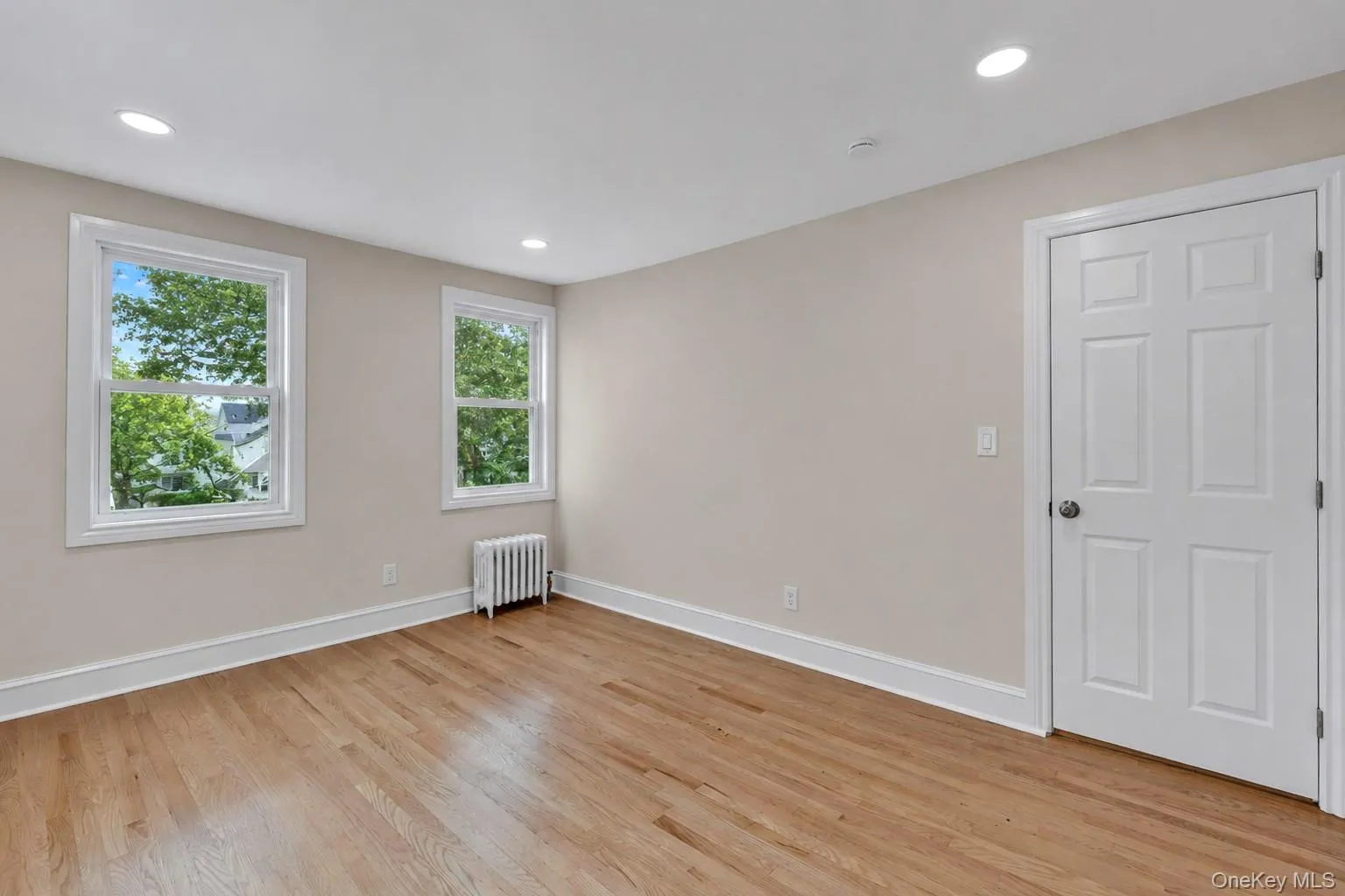 11425 210th Street, New York, NY, 4 Bedrooms Bedrooms, 10 Rooms Rooms,2 BathroomsBathrooms,Residential,For Rent,210th,0,1037159 11425 210th Street, New York, NY, 4 Bedrooms Bedrooms, 10 Rooms Rooms,2 BathroomsBathrooms,Residential,For Rent,210th,0,1037159