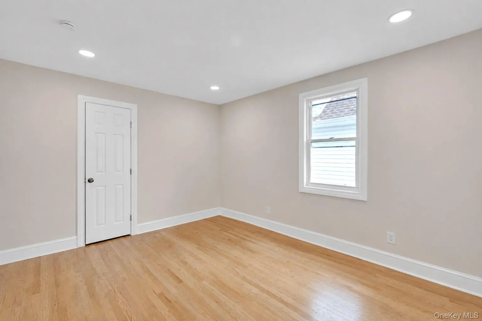 11425 210th Street, New York, NY, 4 Bedrooms Bedrooms, 10 Rooms Rooms,2 BathroomsBathrooms,Residential,For Rent,210th,0,1037159 11425 210th Street, New York, NY, 4 Bedrooms Bedrooms, 10 Rooms Rooms,2 BathroomsBathrooms,Residential,For Rent,210th,0,1037159