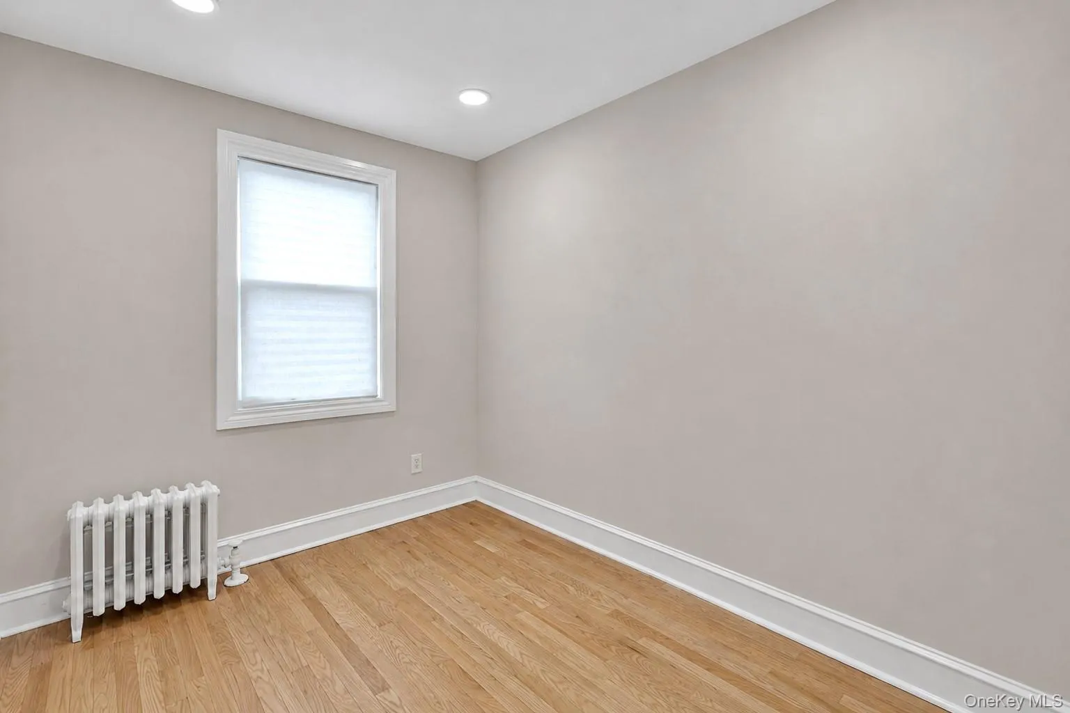 11425 210th Street, New York, NY, 4 Bedrooms Bedrooms, 10 Rooms Rooms,2 BathroomsBathrooms,Residential,For Rent,210th,0,1037159 11425 210th Street, New York, NY, 4 Bedrooms Bedrooms, 10 Rooms Rooms,2 BathroomsBathrooms,Residential,For Rent,210th,0,1037159