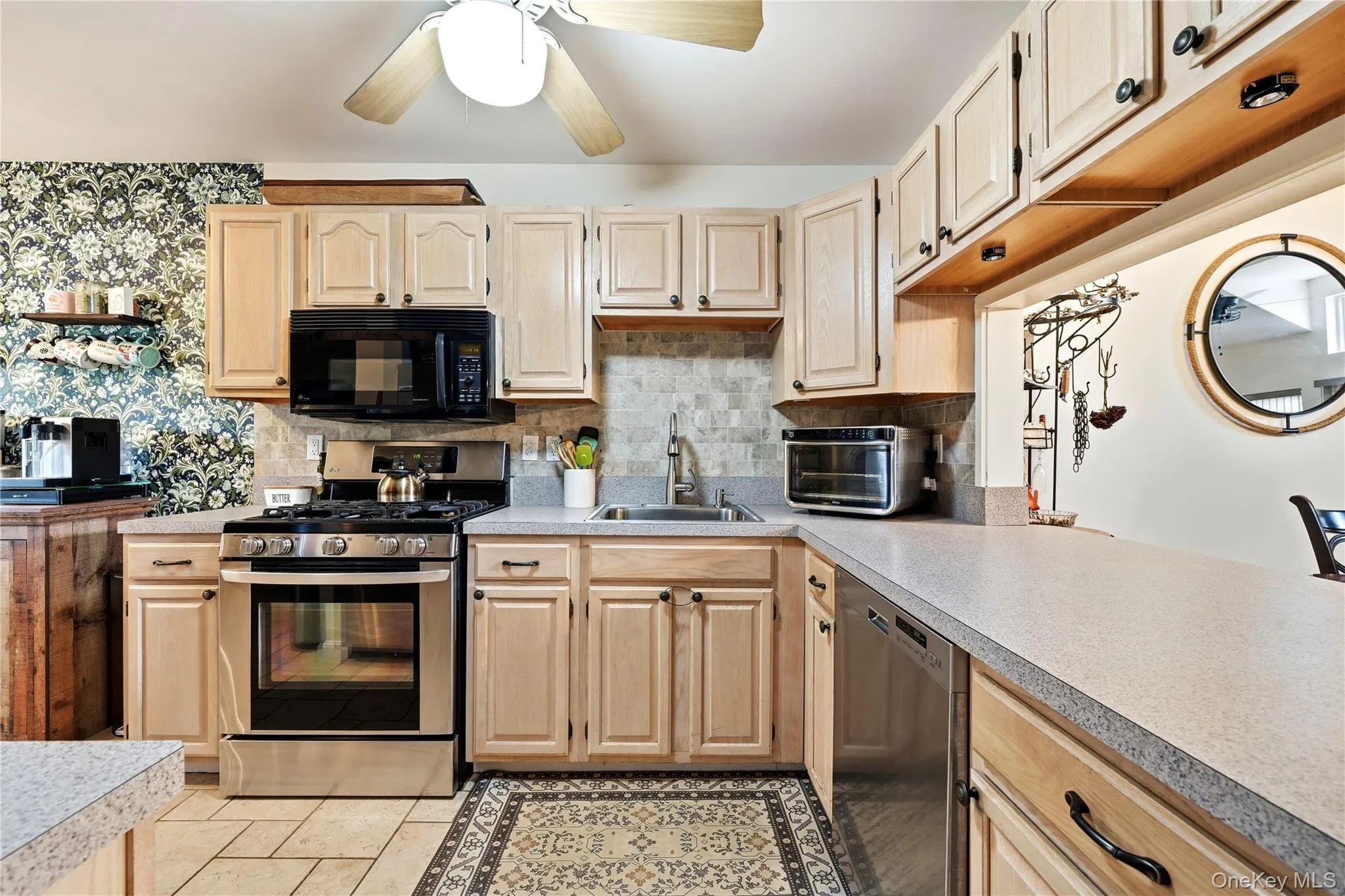 21 Broadlawn Drive, Islip, NY, 2 Bedrooms Bedrooms, 6 Rooms Rooms,1 BathroomBathrooms,Residential,For Rent,Broadlawn,0,1037168 21 Broadlawn Drive, Islip, NY, 2 Bedrooms Bedrooms, 6 Rooms Rooms,1 BathroomBathrooms,Residential,For Rent,Broadlawn,0,1037168