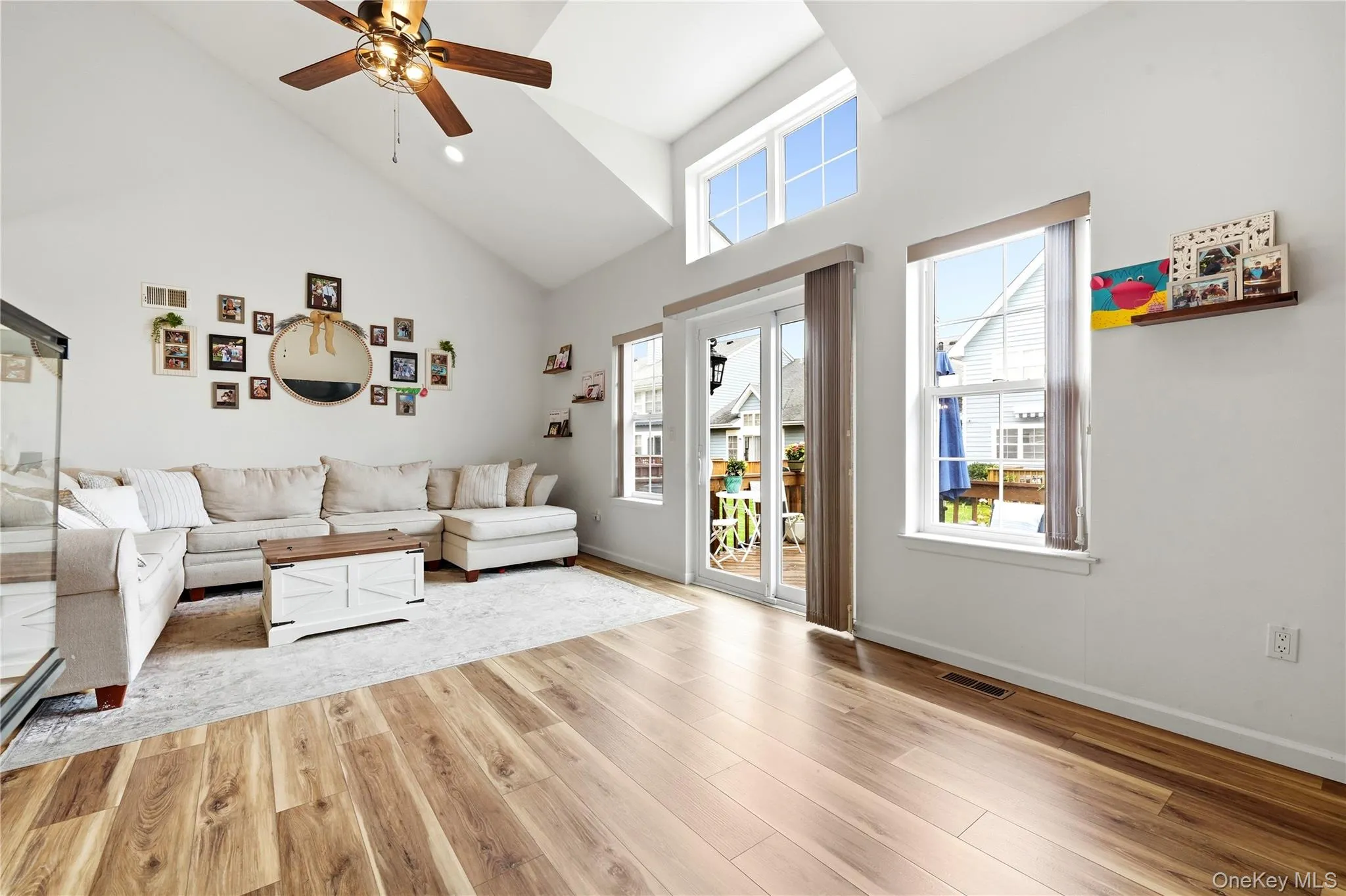 21 Broadlawn Drive, Islip, NY, 2 Bedrooms Bedrooms, 6 Rooms Rooms,1 BathroomBathrooms,Residential,For Rent,Broadlawn,0,1037168 21 Broadlawn Drive, Islip, NY, 2 Bedrooms Bedrooms, 6 Rooms Rooms,1 BathroomBathrooms,Residential,For Rent,Broadlawn,0,1037168