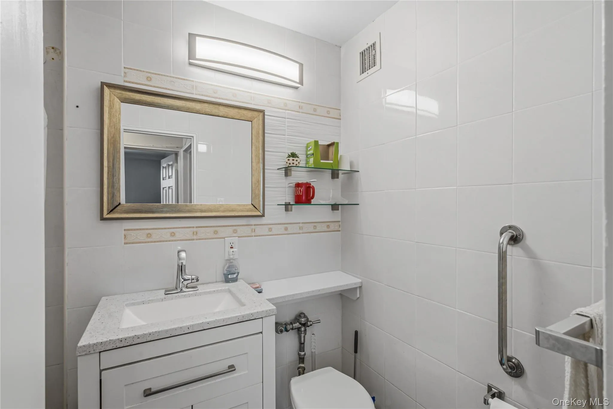 3425 150th Pl, New York, NY, 2 Bedrooms Bedrooms, 5 Rooms Rooms,2 BathroomsBathrooms,Residential,For Rent,150th Pl,0,1037175 3425 150th Pl, New York, NY, 2 Bedrooms Bedrooms, 5 Rooms Rooms,2 BathroomsBathrooms,Residential,For Rent,150th Pl,0,1037175