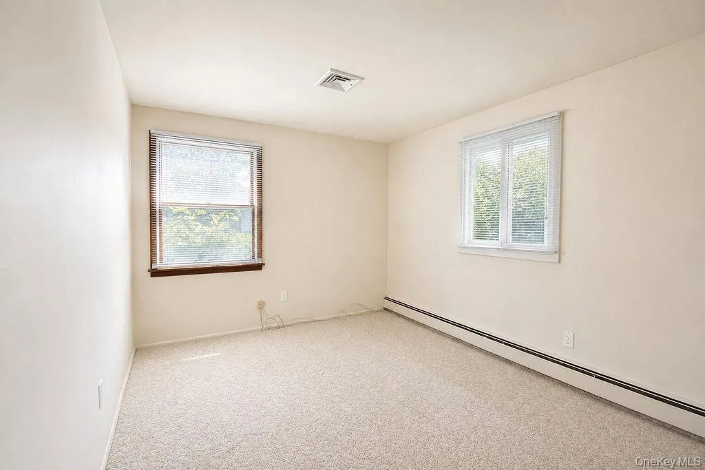 6 Budenos Drive, Islip, NY, 3 Bedrooms Bedrooms, 10 Rooms Rooms,1 BathroomBathrooms,Residential,For Rent,Budenos,0,1037177 6 Budenos Drive, Islip, NY, 3 Bedrooms Bedrooms, 10 Rooms Rooms,1 BathroomBathrooms,Residential,For Rent,Budenos,0,1037177