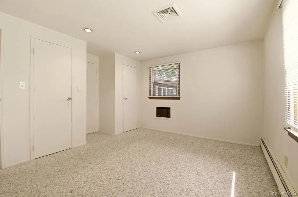 6 Budenos Drive, Islip, NY, 3 Bedrooms Bedrooms, 10 Rooms Rooms,1 BathroomBathrooms,Residential,For Rent,Budenos,0,1037177 6 Budenos Drive, Islip, NY, 3 Bedrooms Bedrooms, 10 Rooms Rooms,1 BathroomBathrooms,Residential,For Rent,Budenos,0,1037177