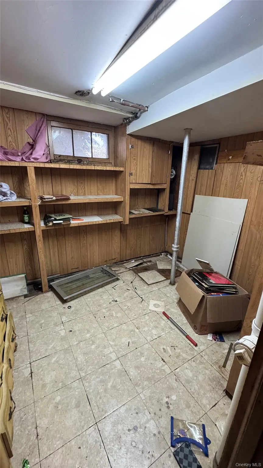 12161 238 Street Street, New York, NY, 3 Bedrooms Bedrooms, 8 Rooms Rooms,2 BathroomsBathrooms,Residential,For Rent,238 Street,0,1037191 12161 238 Street Street, New York, NY, 3 Bedrooms Bedrooms, 8 Rooms Rooms,2 BathroomsBathrooms,Residential,For Rent,238 Street,0,1037191
