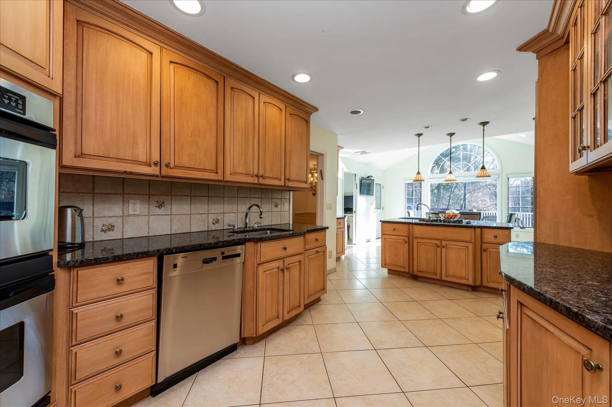 200 Hummingbird Drive, North Hempstead, NY, 4 Bedrooms Bedrooms, 4 Rooms Rooms,3 BathroomsBathrooms,Residential Lease,For Rent,Hummingbird,0,1037193 200 Hummingbird Drive, North Hempstead, NY, 4 Bedrooms Bedrooms, 4 Rooms Rooms,3 BathroomsBathrooms,Residential Lease,For Rent,Hummingbird,0,1037193