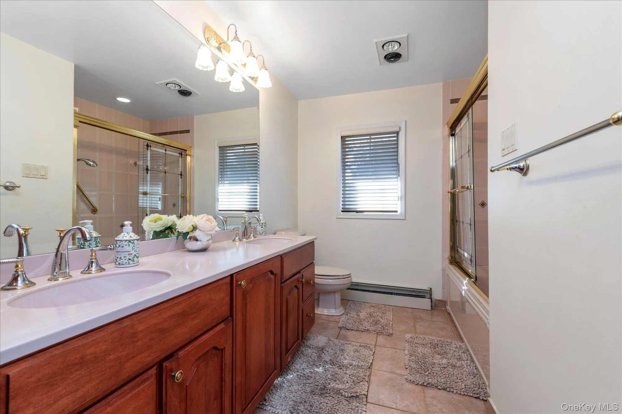 200 Hummingbird Drive, North Hempstead, NY, 4 Bedrooms Bedrooms, 4 Rooms Rooms,3 BathroomsBathrooms,Residential Lease,For Rent,Hummingbird,0,1037193 200 Hummingbird Drive, North Hempstead, NY, 4 Bedrooms Bedrooms, 4 Rooms Rooms,3 BathroomsBathrooms,Residential Lease,For Rent,Hummingbird,0,1037193