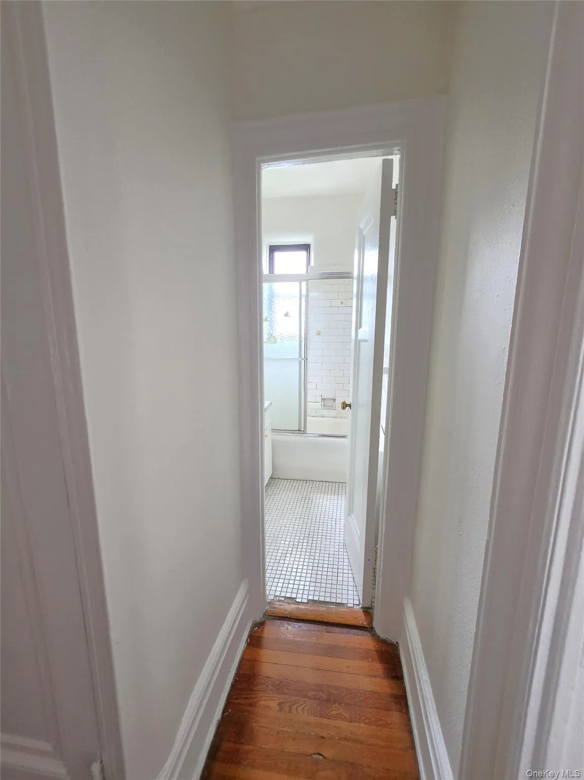 31-14 Crescent Street, New York, NY, 1 Bedroom Bedrooms, 4 Rooms Rooms,1 BathroomBathrooms,Residential,For Rent,Crescent,0,1037196 31-14 Crescent Street, New York, NY, 1 Bedroom Bedrooms, 4 Rooms Rooms,1 BathroomBathrooms,Residential,For Rent,Crescent,0,1037196