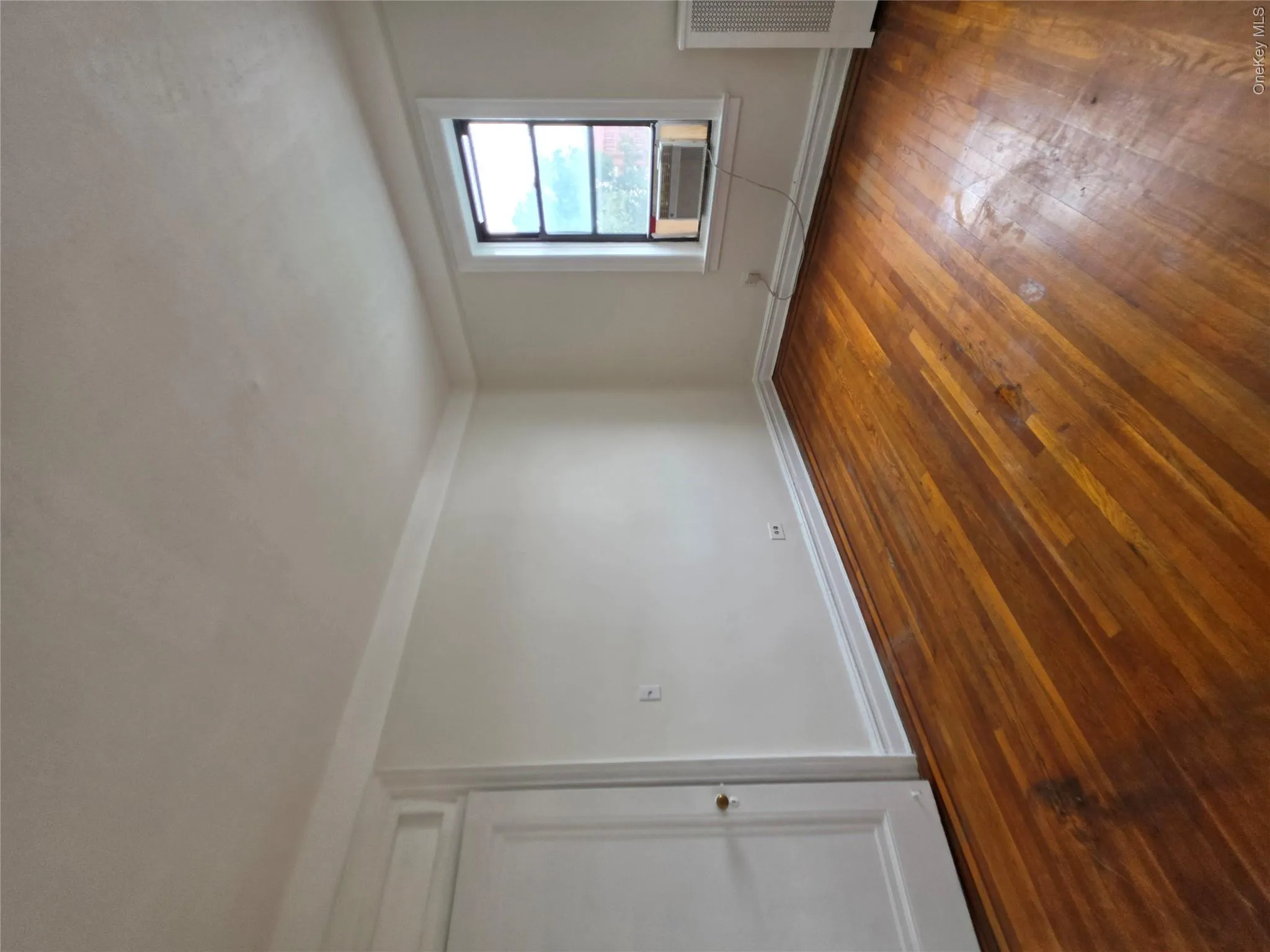 31-14 Crescent Street, New York, NY, 1 Bedroom Bedrooms, 4 Rooms Rooms,1 BathroomBathrooms,Residential,For Rent,Crescent,0,1037196 31-14 Crescent Street, New York, NY, 1 Bedroom Bedrooms, 4 Rooms Rooms,1 BathroomBathrooms,Residential,For Rent,Crescent,0,1037196