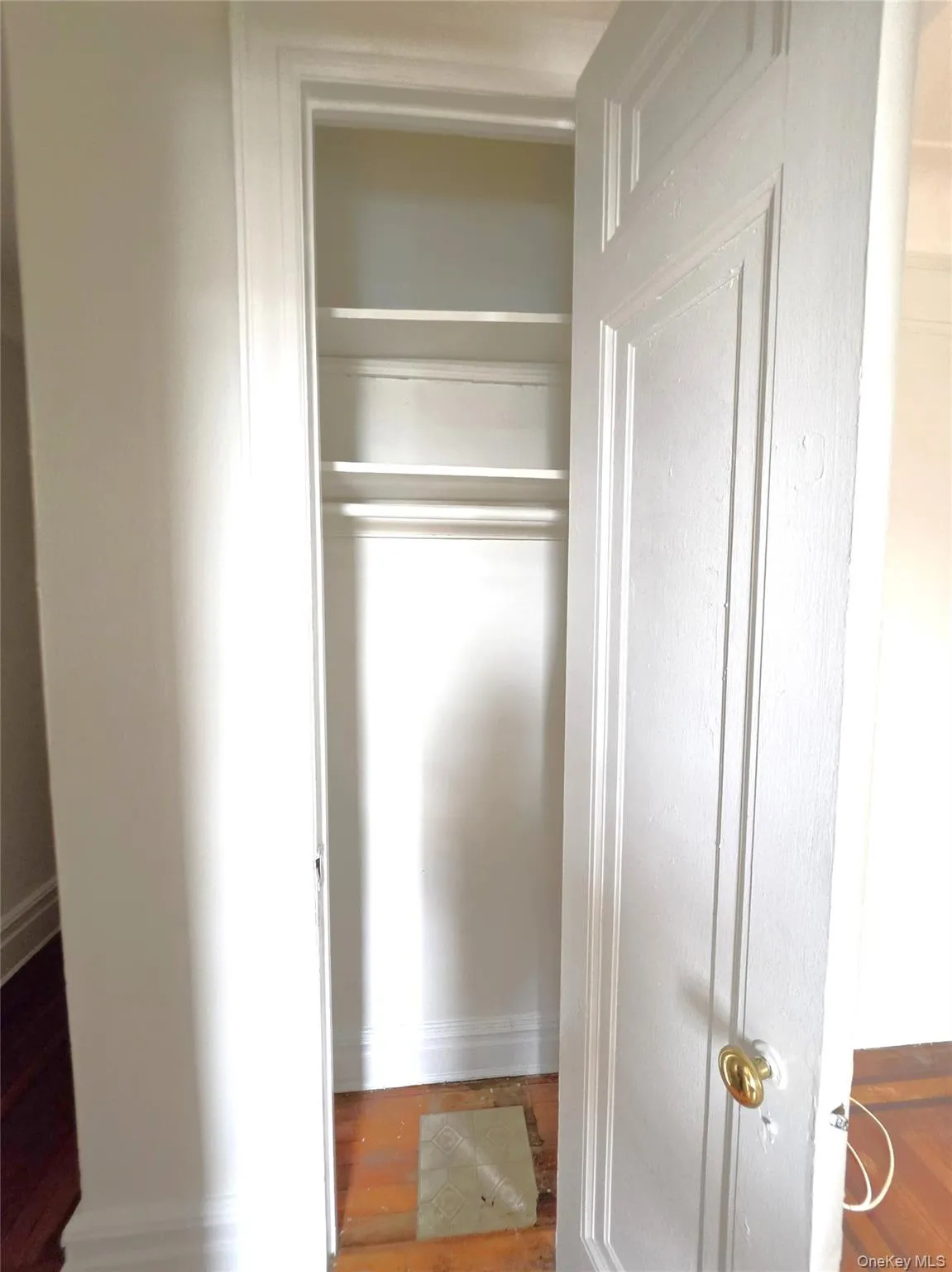 31-14 Crescent Street, New York, NY, 1 Bedroom Bedrooms, 4 Rooms Rooms,1 BathroomBathrooms,Residential,For Rent,Crescent,0,1037196 31-14 Crescent Street, New York, NY, 1 Bedroom Bedrooms, 4 Rooms Rooms,1 BathroomBathrooms,Residential,For Rent,Crescent,0,1037196