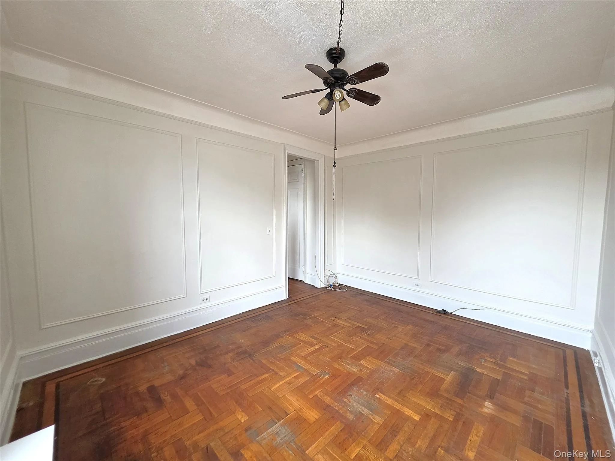 31-14 Crescent Street, New York, NY, 1 Bedroom Bedrooms, 4 Rooms Rooms,1 BathroomBathrooms,Residential,For Rent,Crescent,0,1037196 31-14 Crescent Street, New York, NY, 1 Bedroom Bedrooms, 4 Rooms Rooms,1 BathroomBathrooms,Residential,For Rent,Crescent,0,1037196