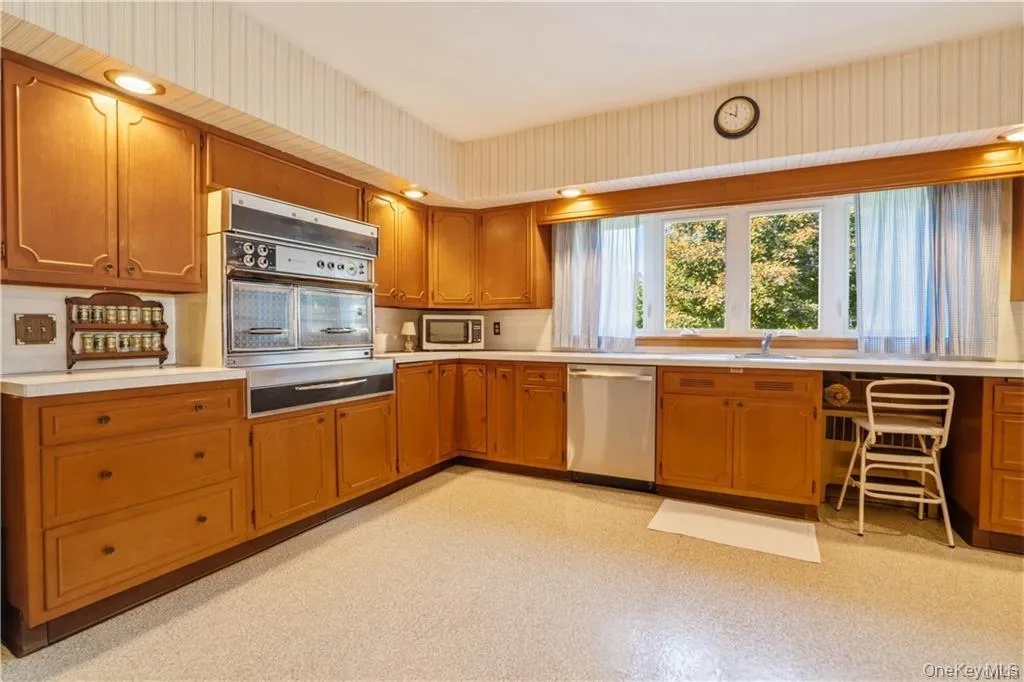 814 German Street, Out Of Area, NY, 4 Bedrooms Bedrooms, 14 Rooms Rooms,3 BathroomsBathrooms,Residential,For Rent,German,0,1037200 814 German Street, Out Of Area, NY, 4 Bedrooms Bedrooms, 14 Rooms Rooms,3 BathroomsBathrooms,Residential,For Rent,German,0,1037200