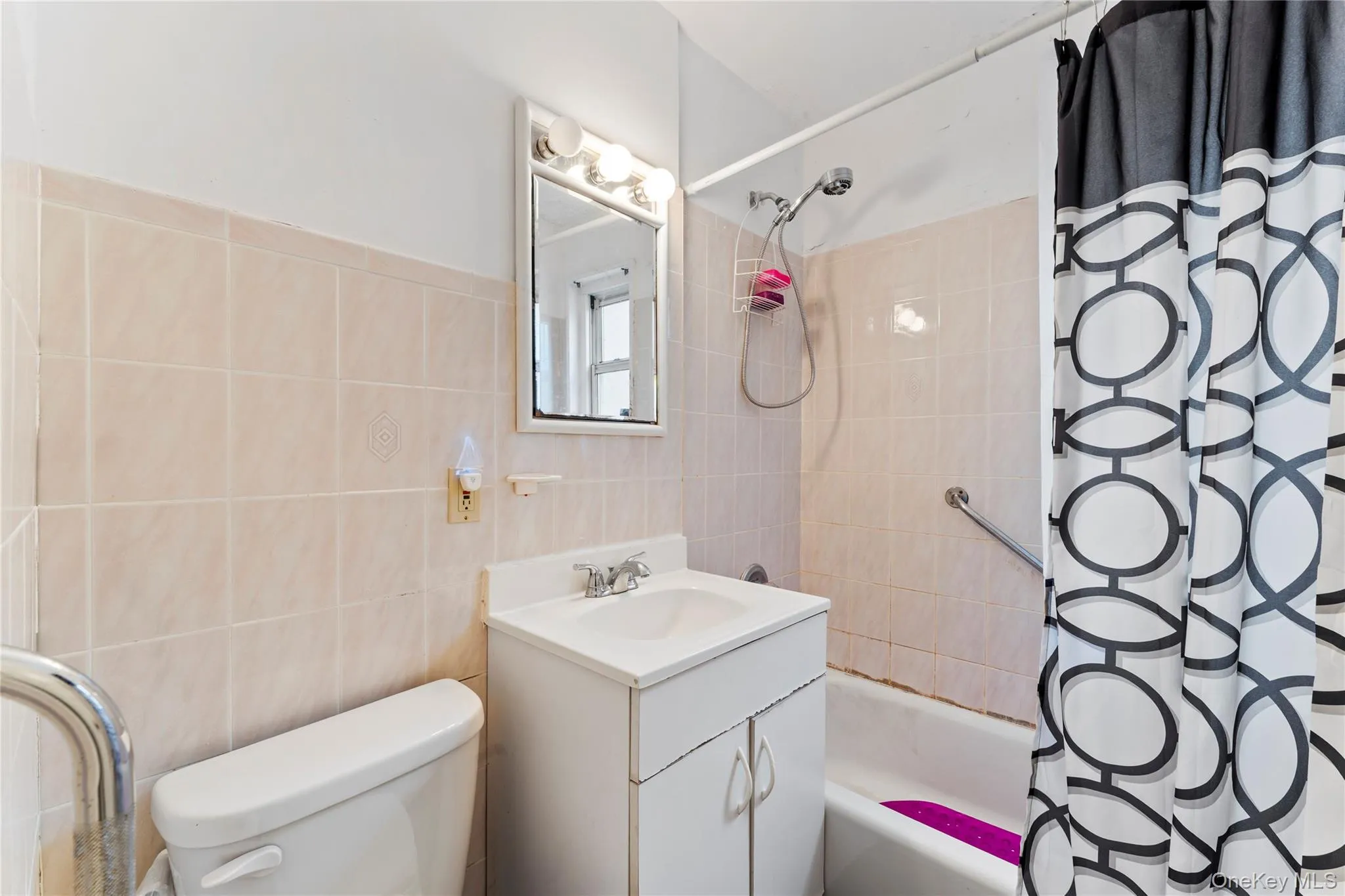 251-29 61st Avenue, New York, NY, 3 Bedrooms Bedrooms, 5 Rooms Rooms,1 BathroomBathrooms,Residential,For Rent,61st,0,1037201 251-29 61st Avenue, New York, NY, 3 Bedrooms Bedrooms, 5 Rooms Rooms,1 BathroomBathrooms,Residential,For Rent,61st,0,1037201
