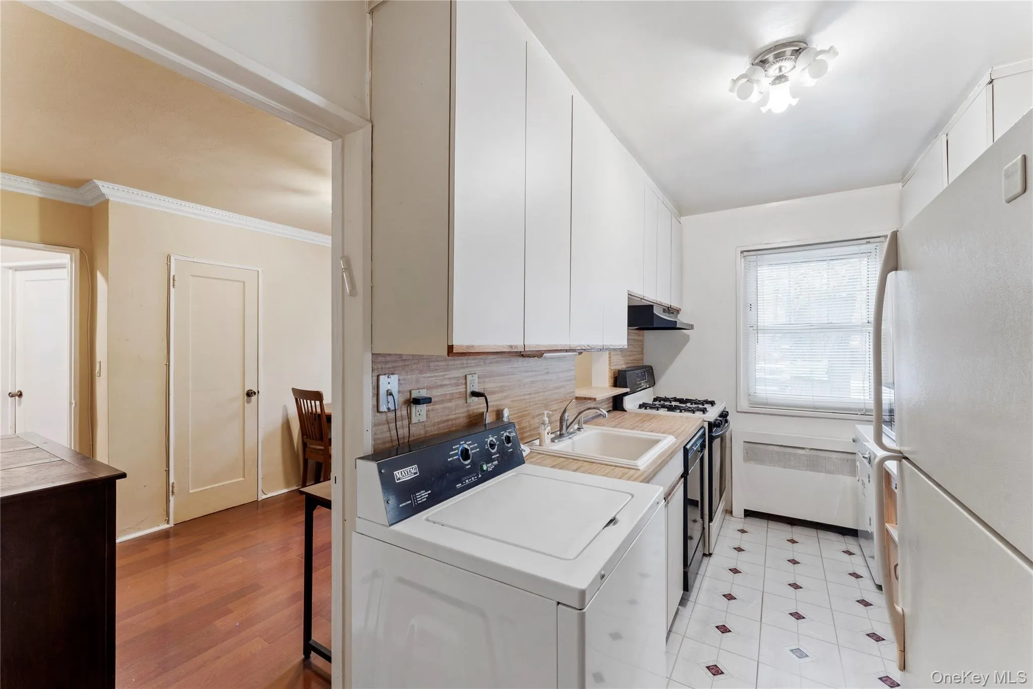 251-29 61st Avenue, New York, NY, 3 Bedrooms Bedrooms, 5 Rooms Rooms,1 BathroomBathrooms,Residential,For Rent,61st,0,1037201 251-29 61st Avenue, New York, NY, 3 Bedrooms Bedrooms, 5 Rooms Rooms,1 BathroomBathrooms,Residential,For Rent,61st,0,1037201