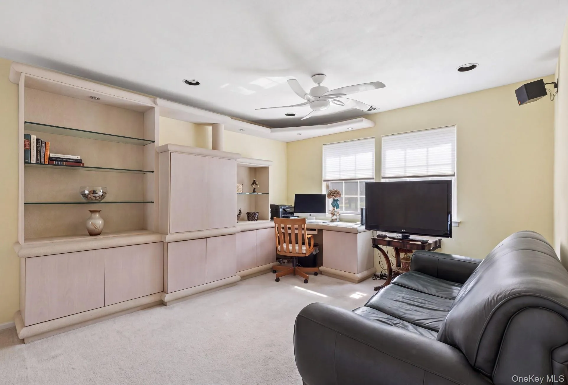 160 Windwatch Drive, Islip, NY, 3 Bedrooms Bedrooms, 8 Rooms Rooms,2 BathroomsBathrooms,Residential,For Rent,Windwatch,0,1037202 160 Windwatch Drive, Islip, NY, 3 Bedrooms Bedrooms, 8 Rooms Rooms,2 BathroomsBathrooms,Residential,For Rent,Windwatch,0,1037202