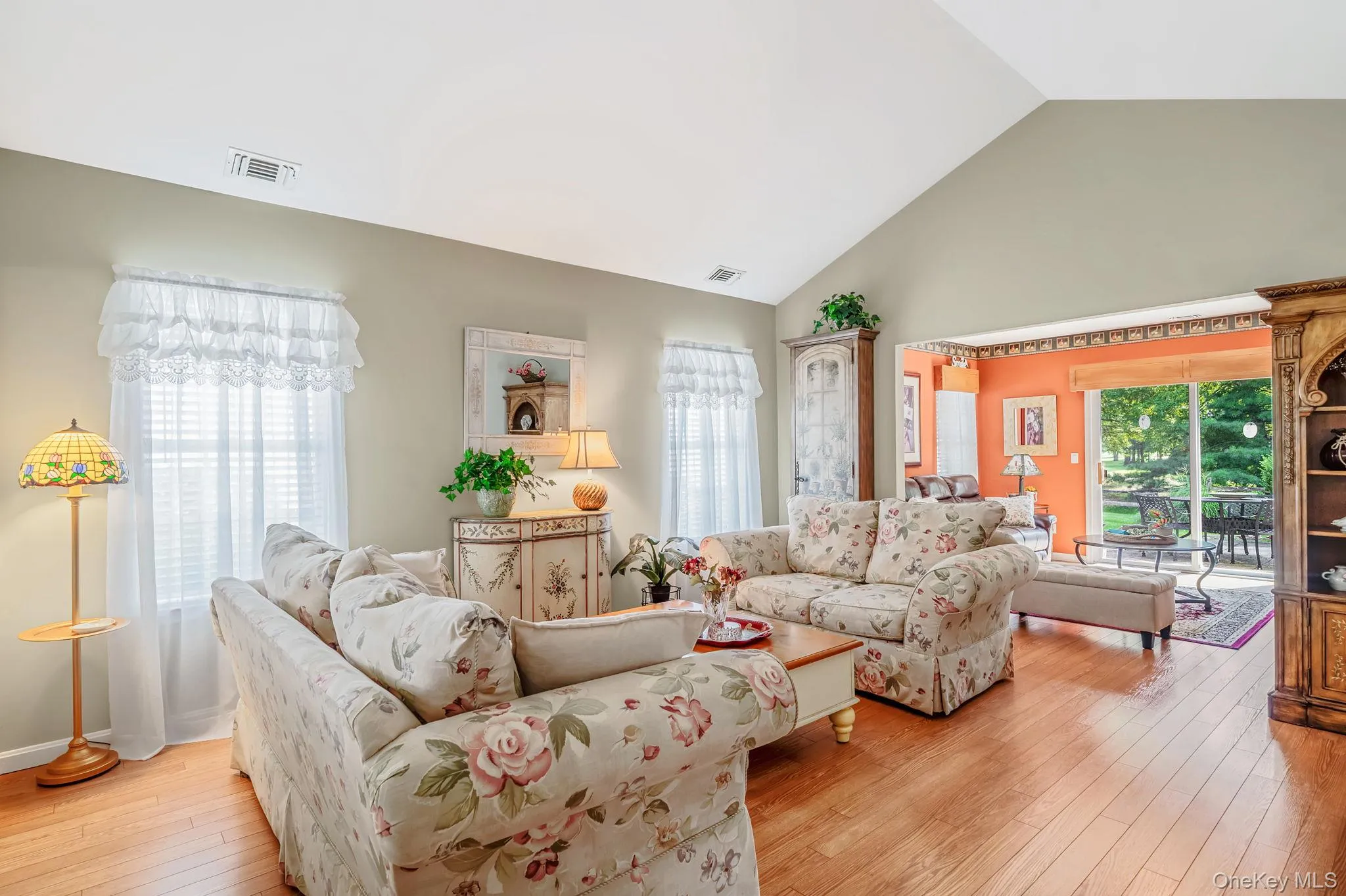 63 Madison Circle, Brookhaven, NY, 2 Bedrooms Bedrooms, 8 Rooms Rooms,2 BathroomsBathrooms,Residential,For Rent,Madison,0,1037203 63 Madison Circle, Brookhaven, NY, 2 Bedrooms Bedrooms, 8 Rooms Rooms,2 BathroomsBathrooms,Residential,For Rent,Madison,0,1037203
