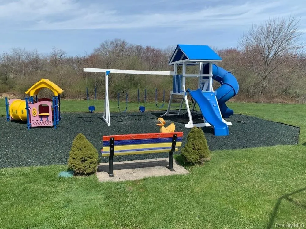 63 Madison Circle, Brookhaven, NY, 2 Bedrooms Bedrooms, 8 Rooms Rooms,2 BathroomsBathrooms,Residential,For Rent,Madison,0,1037203 63 Madison Circle, Brookhaven, NY, 2 Bedrooms Bedrooms, 8 Rooms Rooms,2 BathroomsBathrooms,Residential,For Rent,Madison,0,1037203