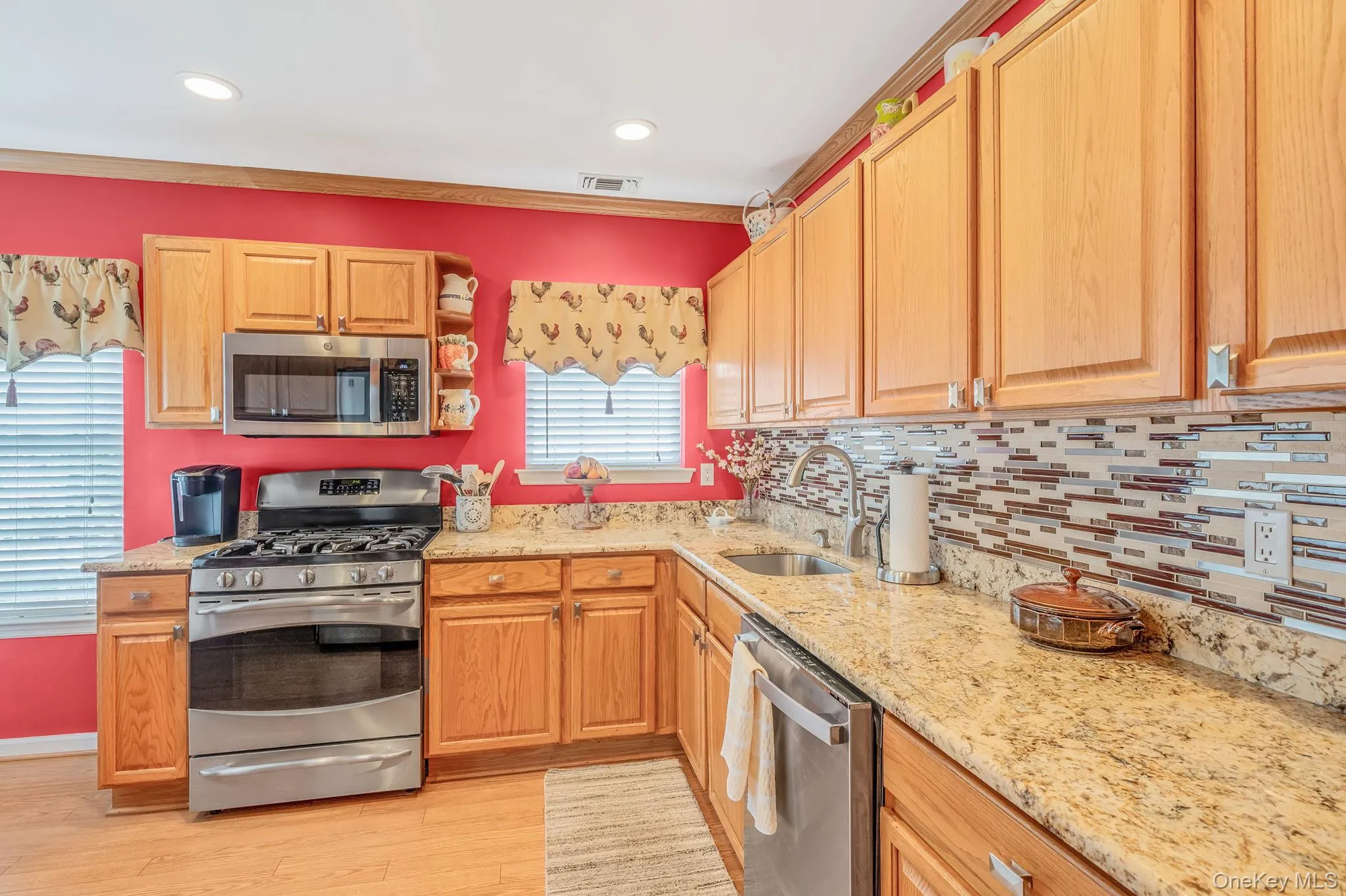 63 Madison Circle, Brookhaven, NY, 2 Bedrooms Bedrooms, 8 Rooms Rooms,2 BathroomsBathrooms,Residential,For Rent,Madison,0,1037203 63 Madison Circle, Brookhaven, NY, 2 Bedrooms Bedrooms, 8 Rooms Rooms,2 BathroomsBathrooms,Residential,For Rent,Madison,0,1037203