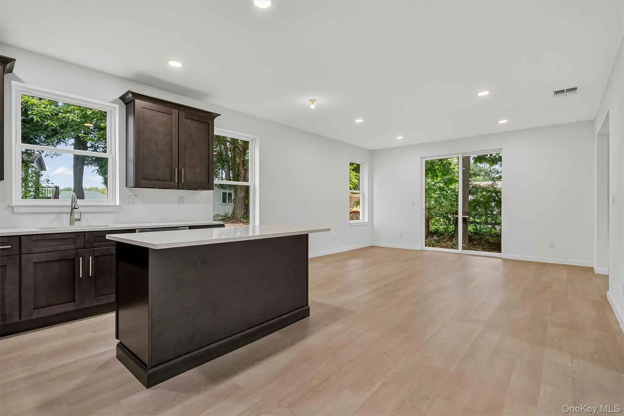 1 Hulse Street, Wallkill, NY, 4 Bedrooms Bedrooms, 7 Rooms Rooms,2 BathroomsBathrooms,Residential,For Rent,Hulse,0,1037204 1 Hulse Street, Wallkill, NY, 4 Bedrooms Bedrooms, 7 Rooms Rooms,2 BathroomsBathrooms,Residential,For Rent,Hulse,0,1037204