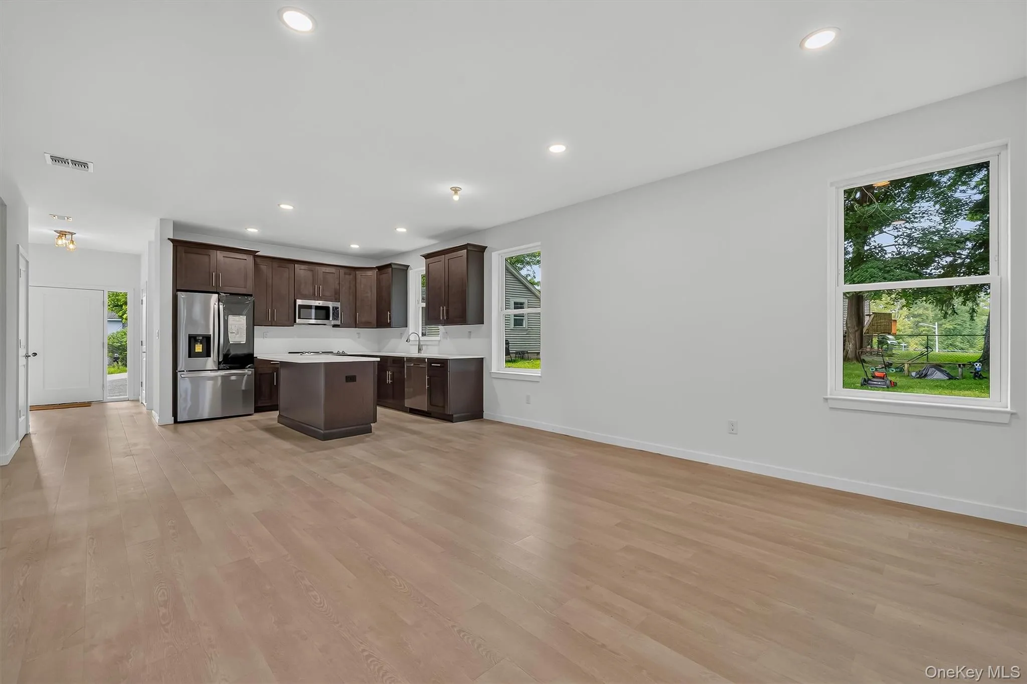 1 Hulse Street, Wallkill, NY, 4 Bedrooms Bedrooms, 7 Rooms Rooms,2 BathroomsBathrooms,Residential,For Rent,Hulse,0,1037204 1 Hulse Street, Wallkill, NY, 4 Bedrooms Bedrooms, 7 Rooms Rooms,2 BathroomsBathrooms,Residential,For Rent,Hulse,0,1037204
