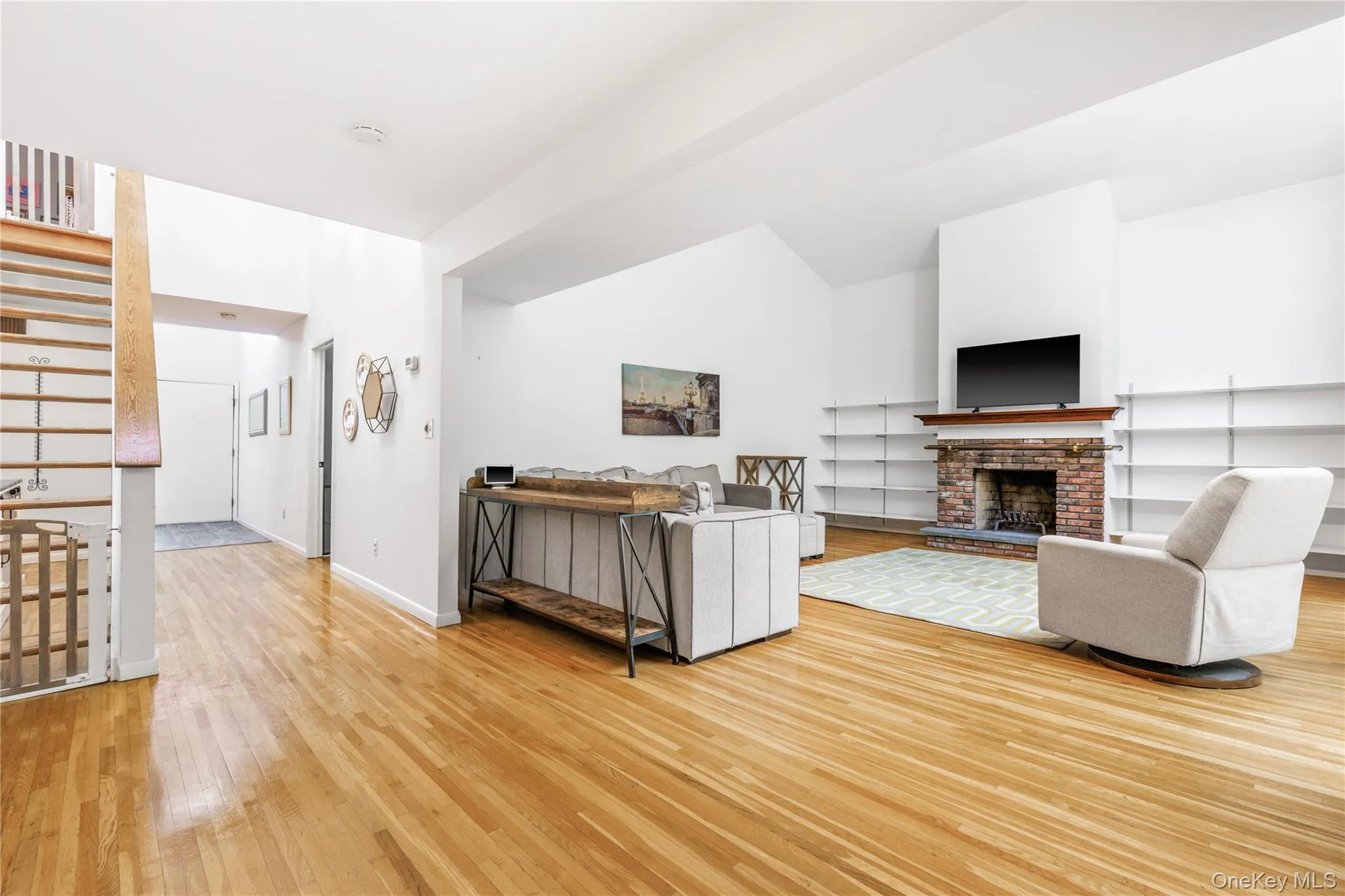Very large Living Room! Very large Living Room!