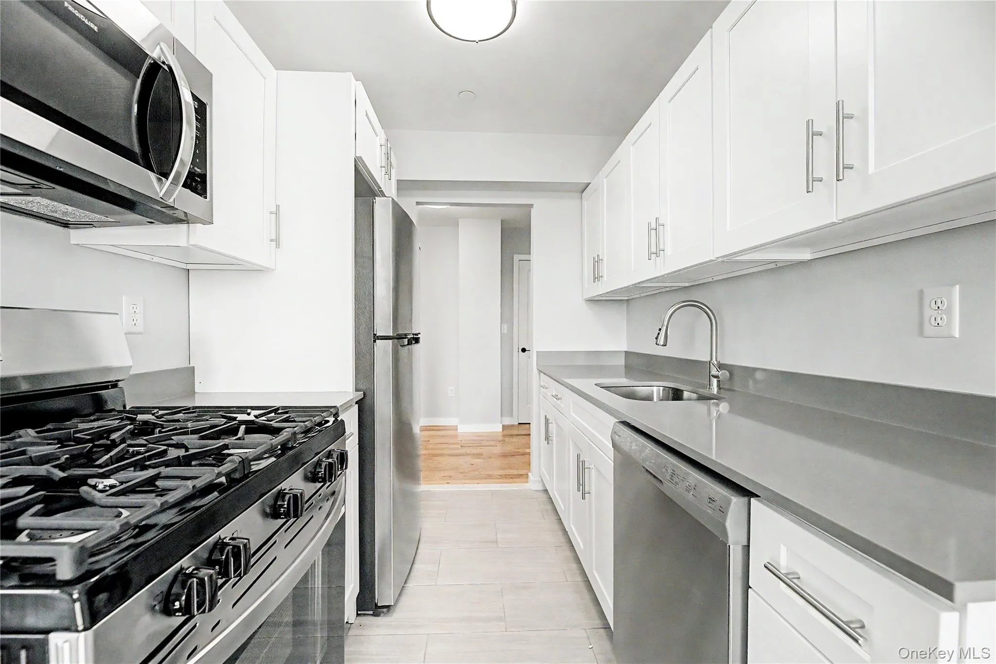 671 Bronx River Road, Yonkers, NY, 2 Bedrooms Bedrooms, 4 Rooms Rooms,1 BathroomBathrooms,Residential,For Rent,Bronx River,0,1037214 671 Bronx River Road, Yonkers, NY, 2 Bedrooms Bedrooms, 4 Rooms Rooms,1 BathroomBathrooms,Residential,For Rent,Bronx River,0,1037214