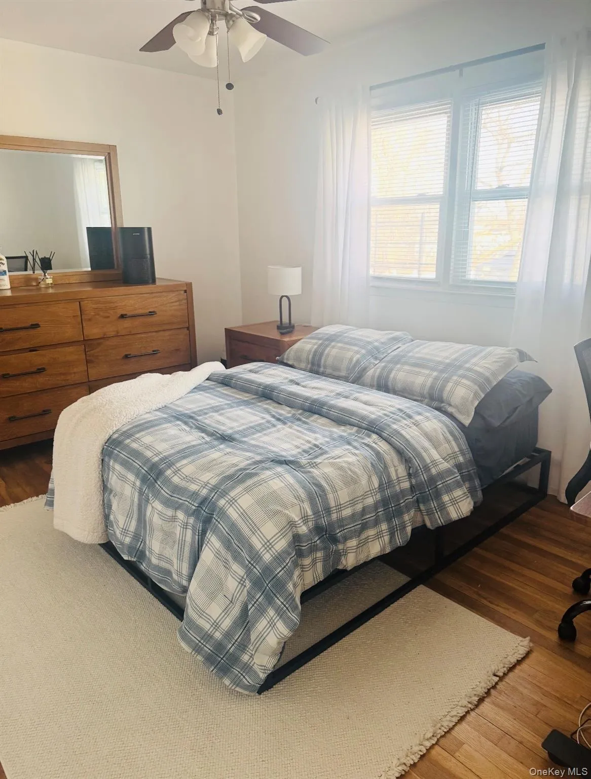 472 Kirkman Avenue, Hempstead, NY, 3 Bedrooms Bedrooms, 5 Rooms Rooms,1 BathroomBathrooms,Residential Lease,For Rent,Kirkman,0,1037215 472 Kirkman Avenue, Hempstead, NY, 3 Bedrooms Bedrooms, 5 Rooms Rooms,1 BathroomBathrooms,Residential Lease,For Rent,Kirkman,0,1037215