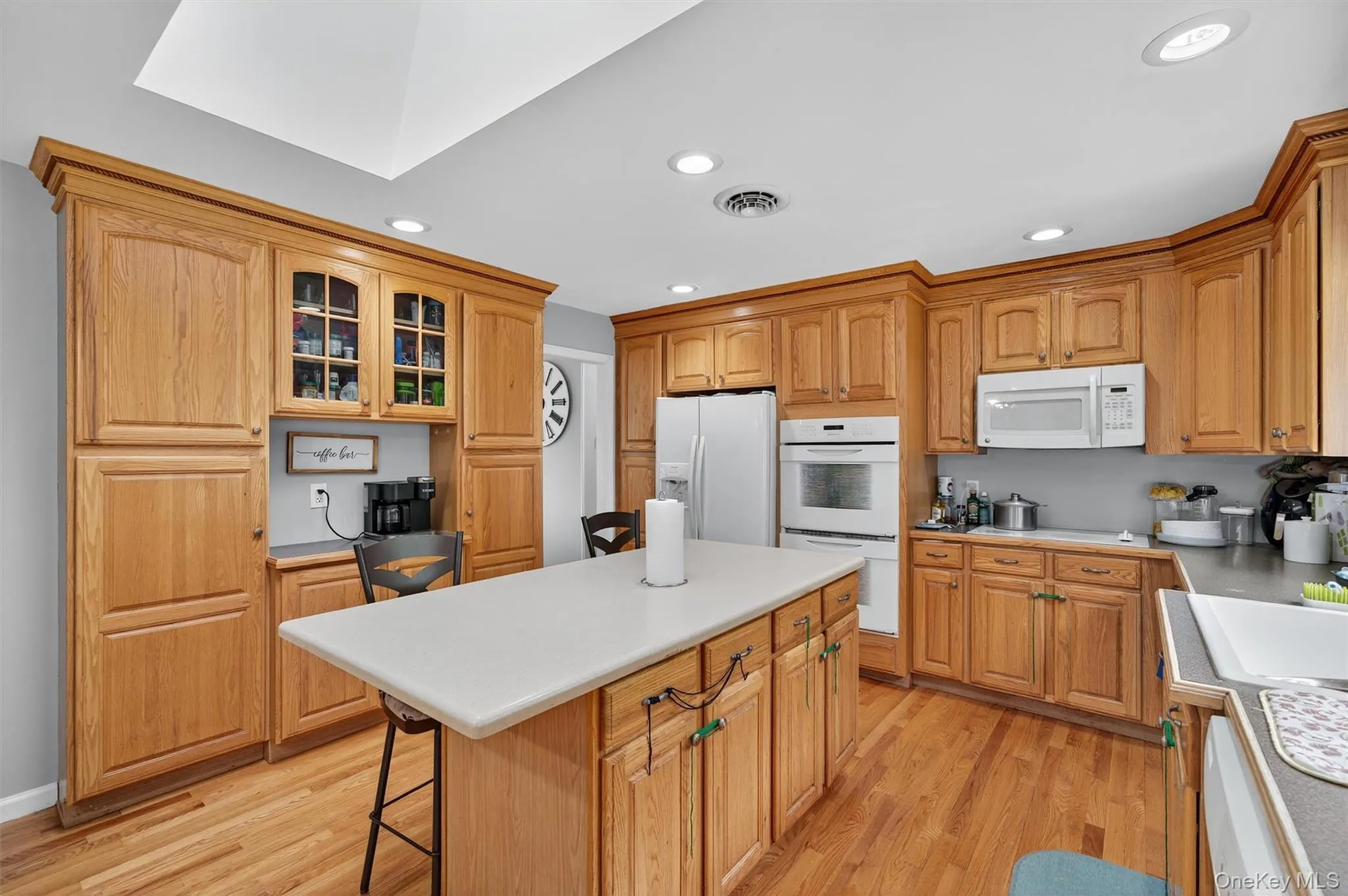 100 Birchwood Drive, Woodbury, NY, 4 Bedrooms Bedrooms, 8 Rooms Rooms,2 BathroomsBathrooms,Residential,For Rent,Birchwood,0,1037218 100 Birchwood Drive, Woodbury, NY, 4 Bedrooms Bedrooms, 8 Rooms Rooms,2 BathroomsBathrooms,Residential,For Rent,Birchwood,0,1037218